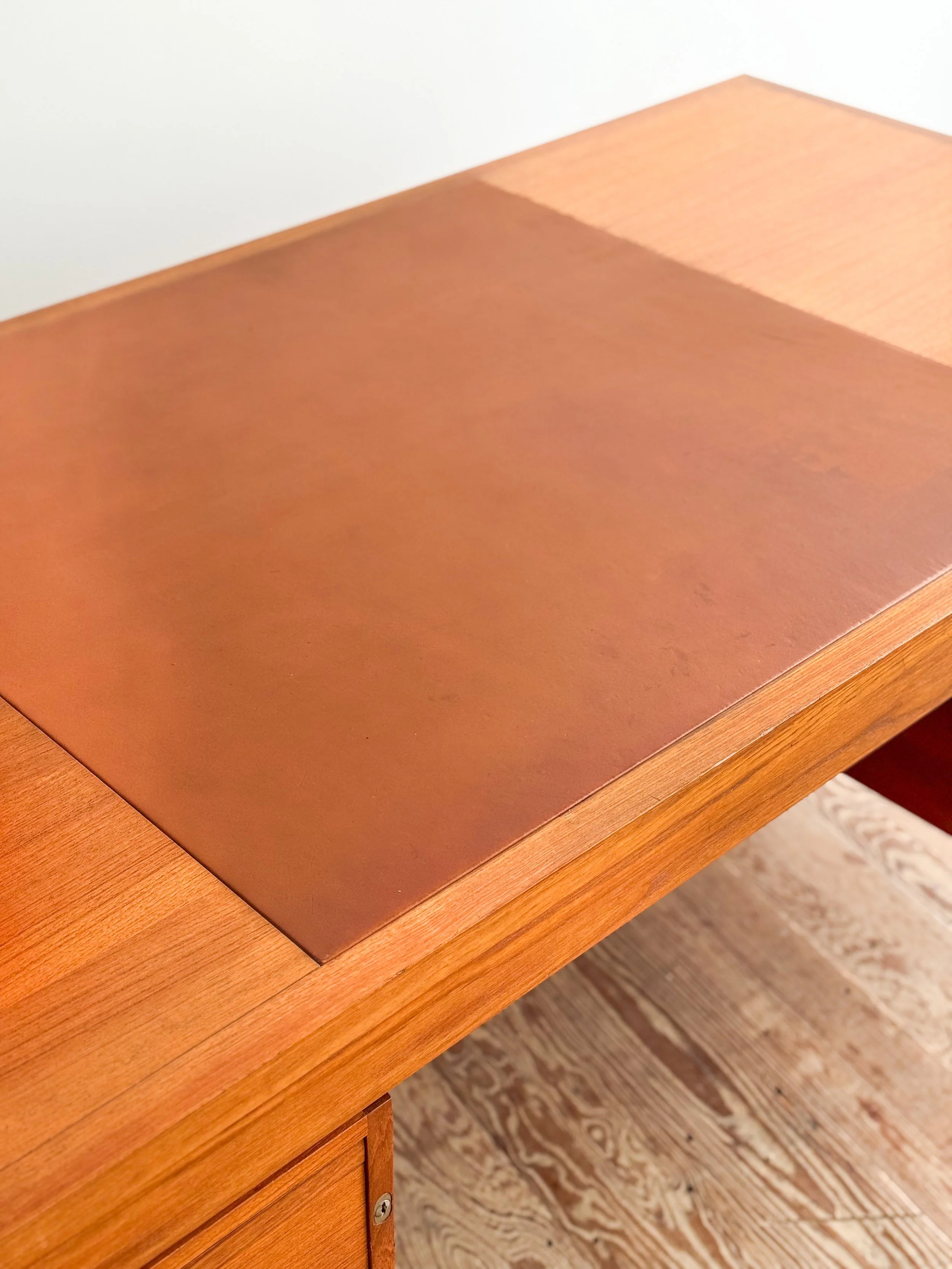 Executive-desk-schreibtisch-teak-mid-century-modern-furniture-mucmodern-15.jpg