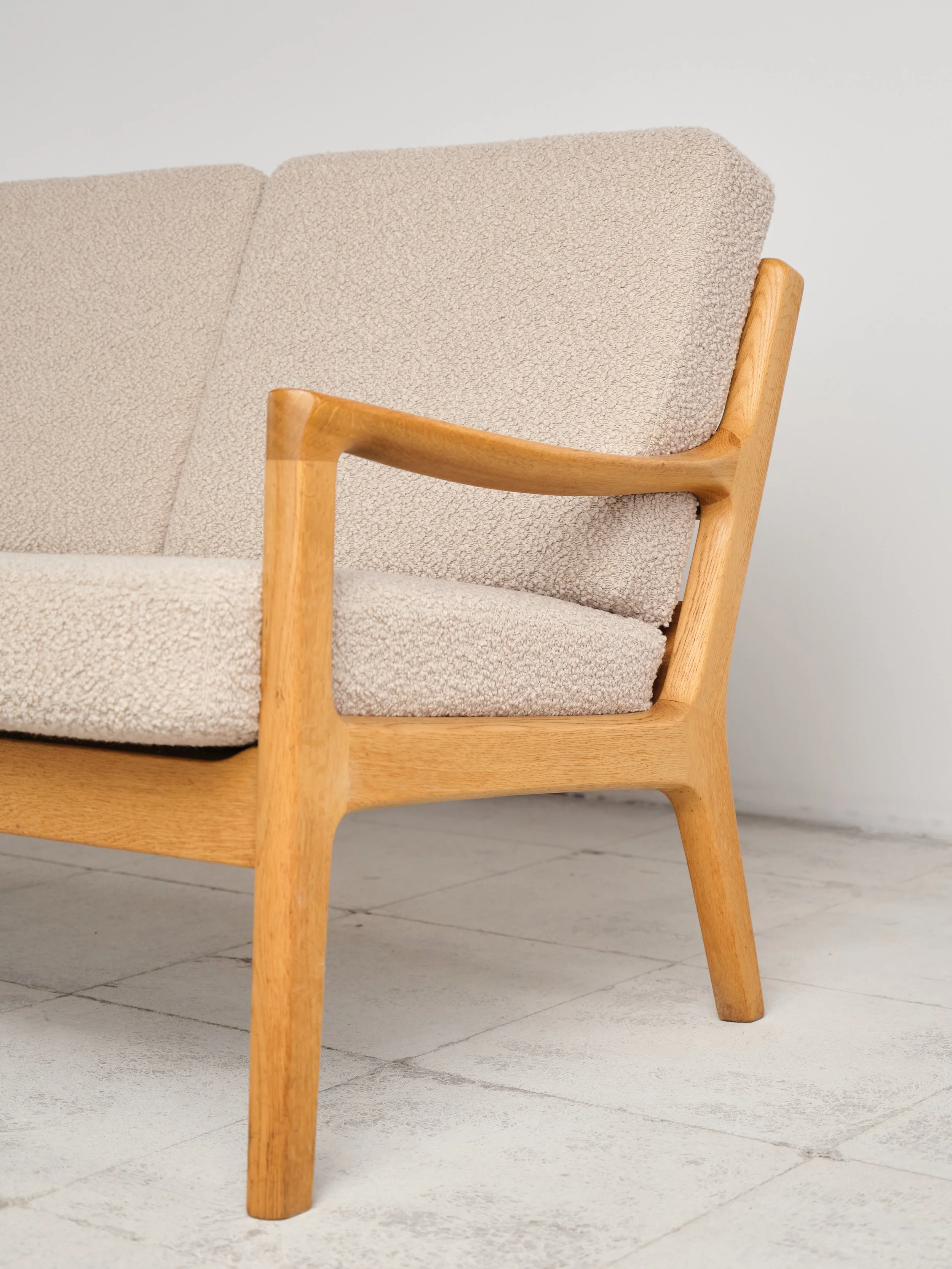 ole-wanscher-sofa-oak-eiche-mid-century-modern-furniture-mucmodern-16.jpg