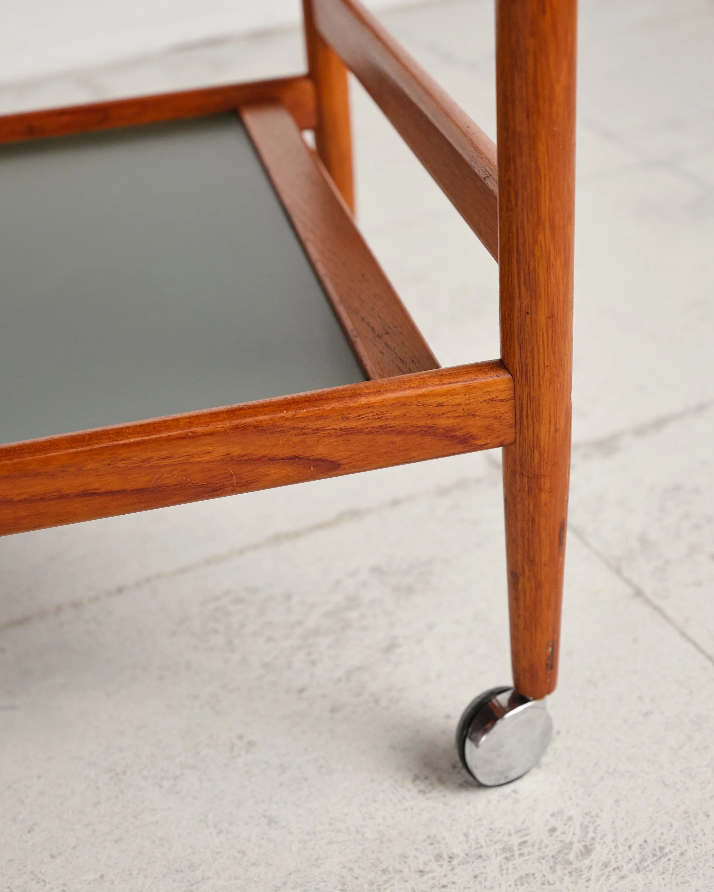 bar-cart-trolley-dyrlund-mid-century-modern-furniture-mucmodern-7.jpg