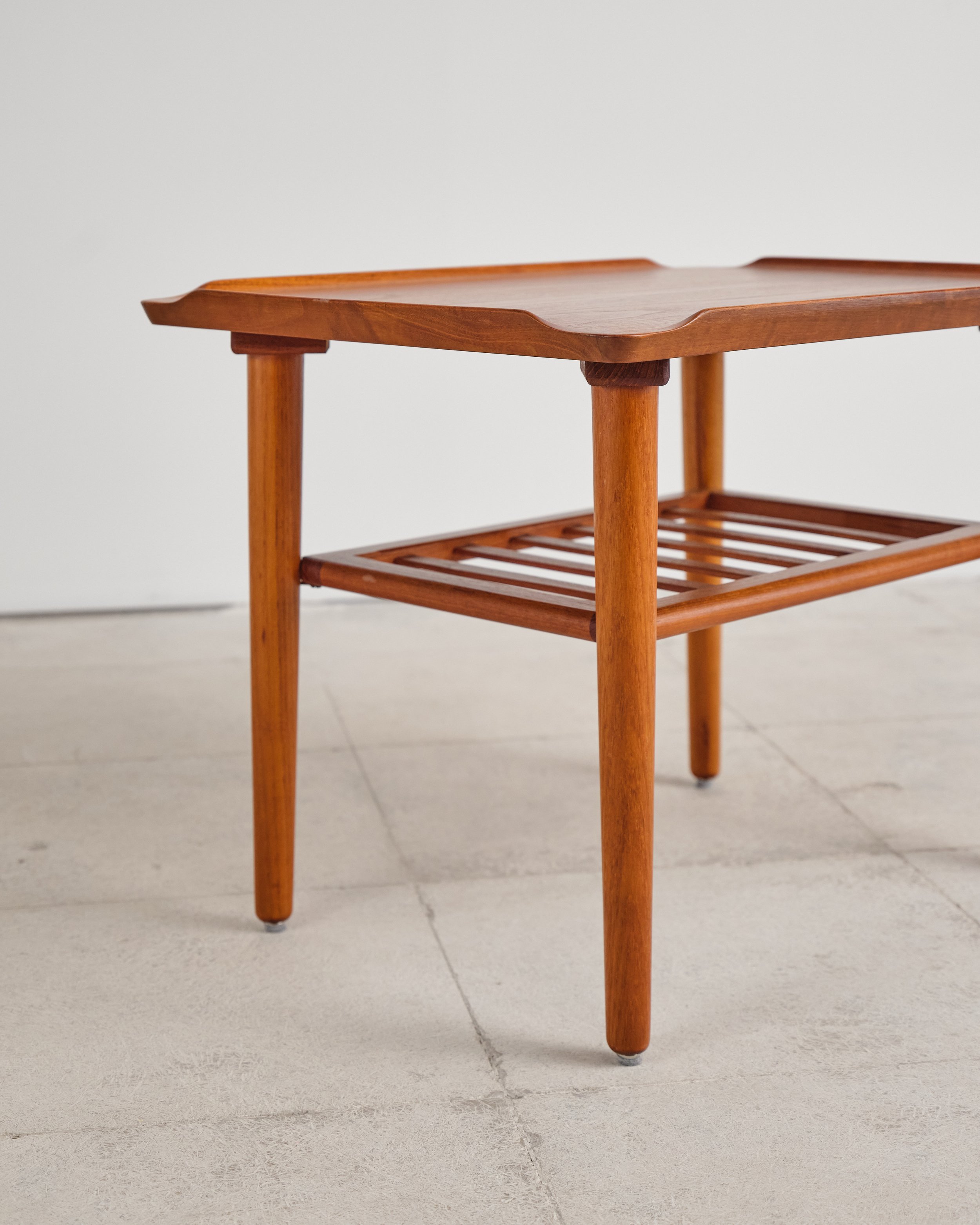 holger-georg-jensen-kubus-sofatisch-coffee-table-mid-century-modern-furniture-mucmodern-17.jpg