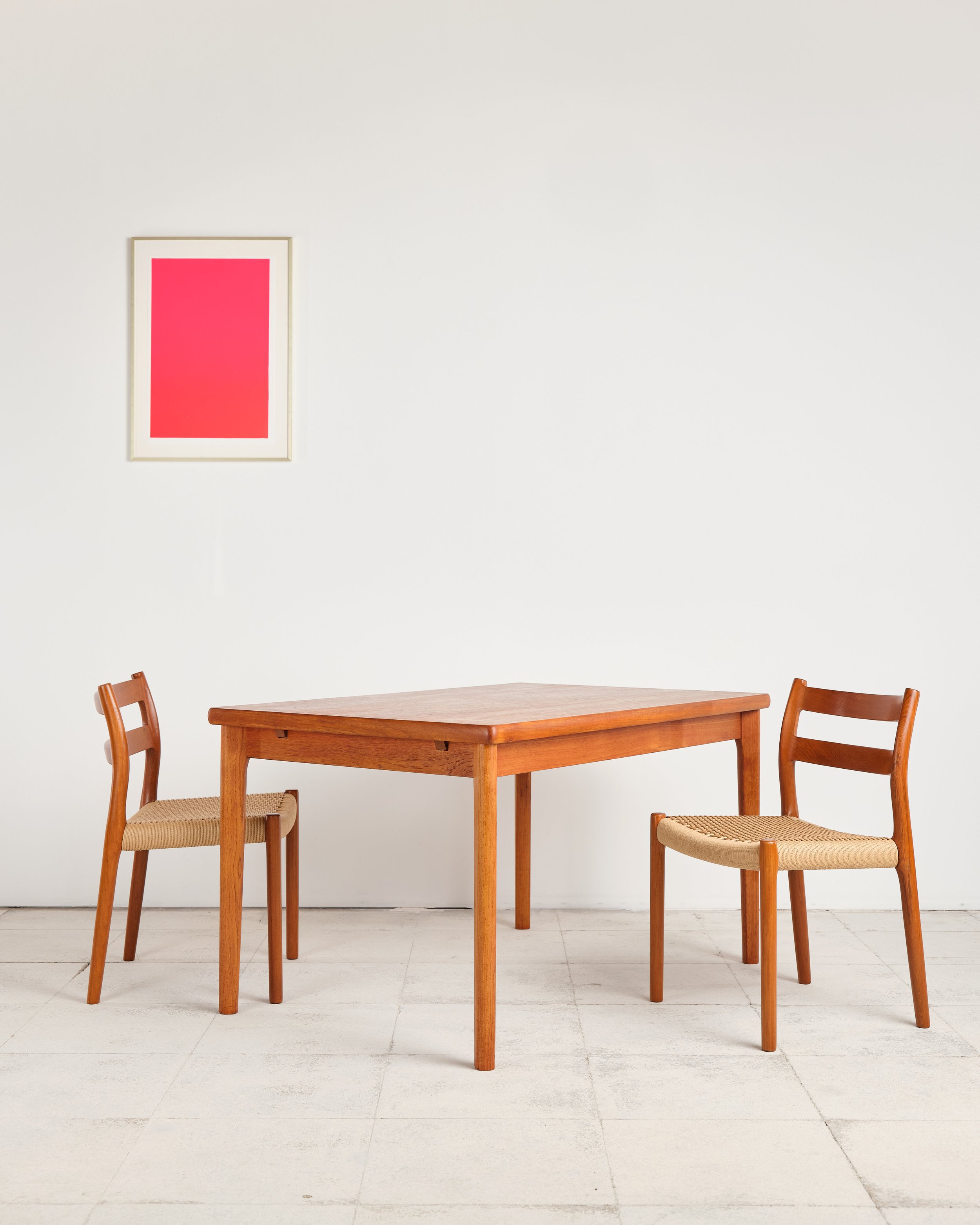 Tisch-table-henning-kjaernulf-mid-century-modern-furniture-mucmodern-5.jpg
