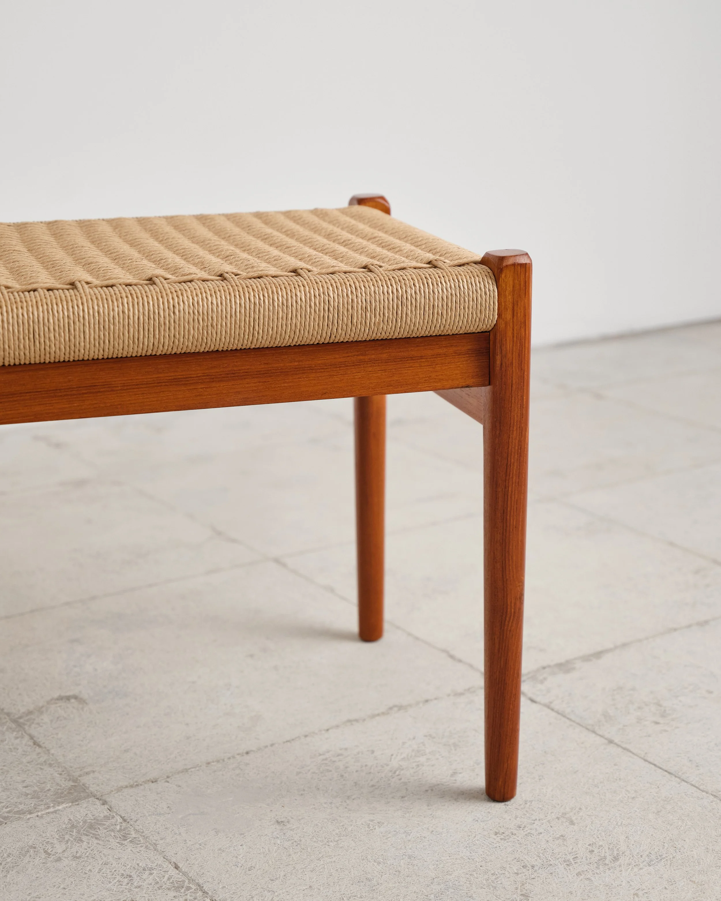 niels-moller-bench-150-bank-teak-mid-century-modern-furniture-mucmodern-18.jpg