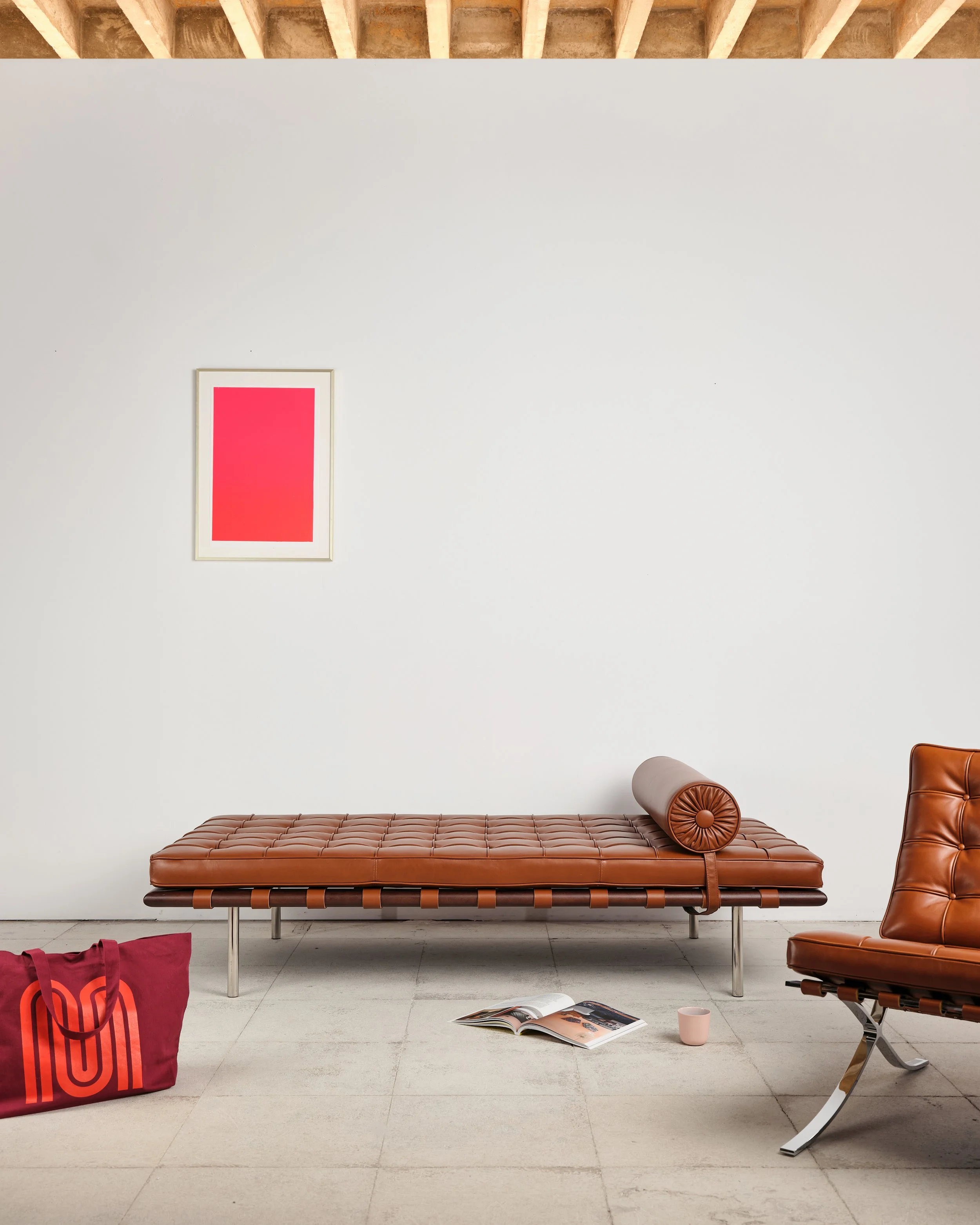 barcelona-liege-daybed-mies-van-der-rohe-knoll-international-bauhaus-mucmodern-20.jpg