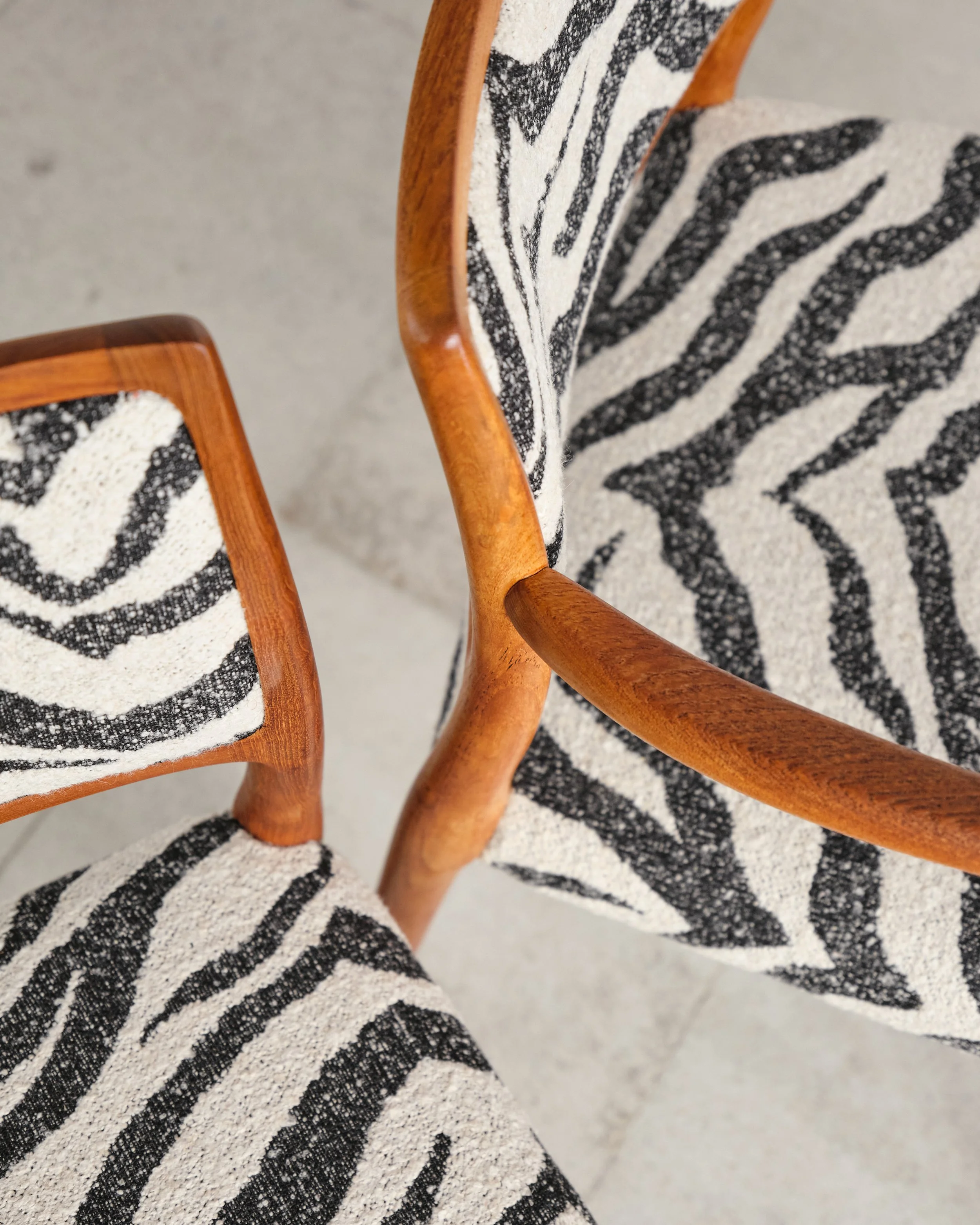 niels-moller-65-80-teak-chair-stuhl-set-mid-century-modern-furniture-mucmodern-22.jpg