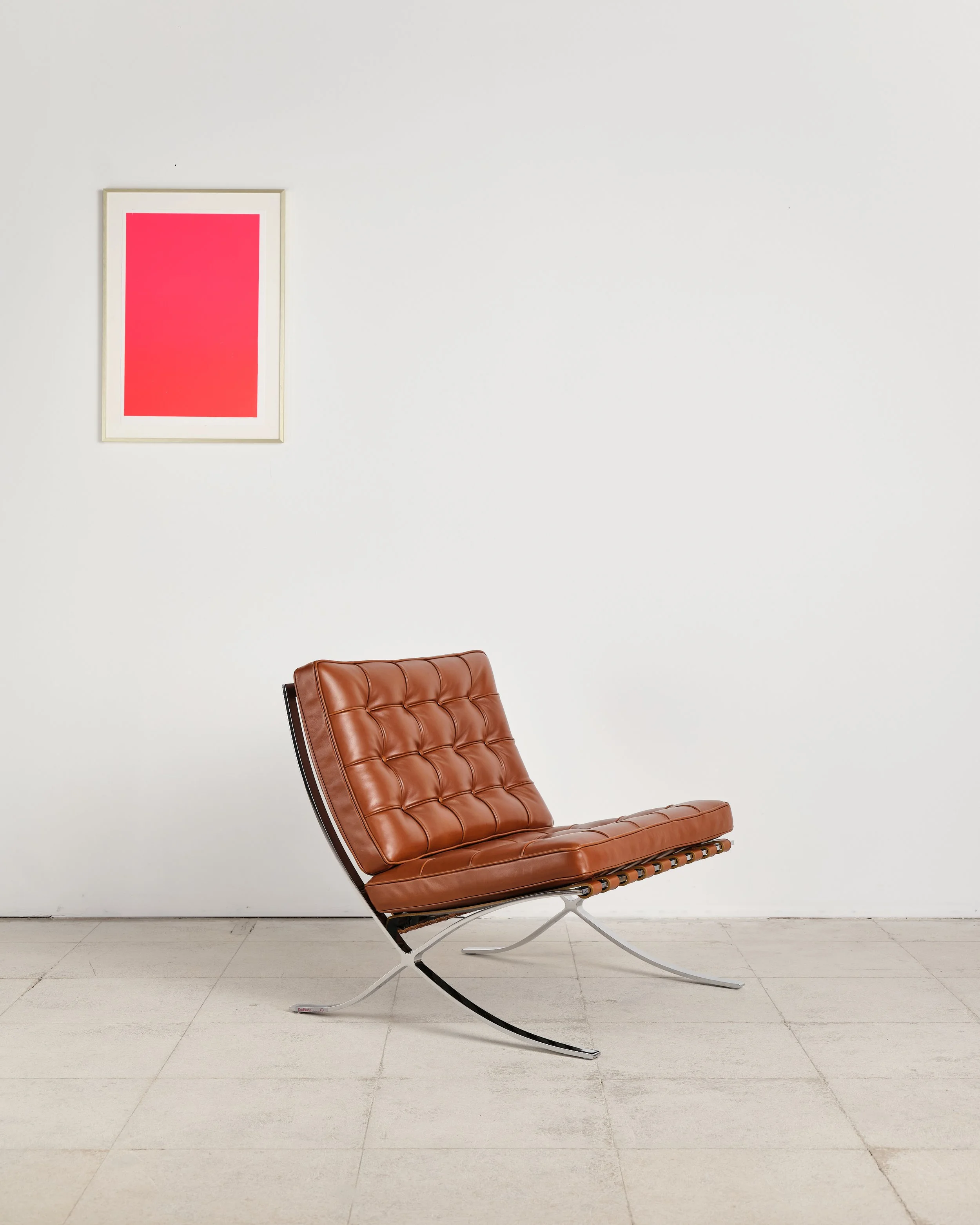 barcelona-chair-lounge-mies-van-der-rohe-knoll-international-bauhaus-mucmodern-3.jpg