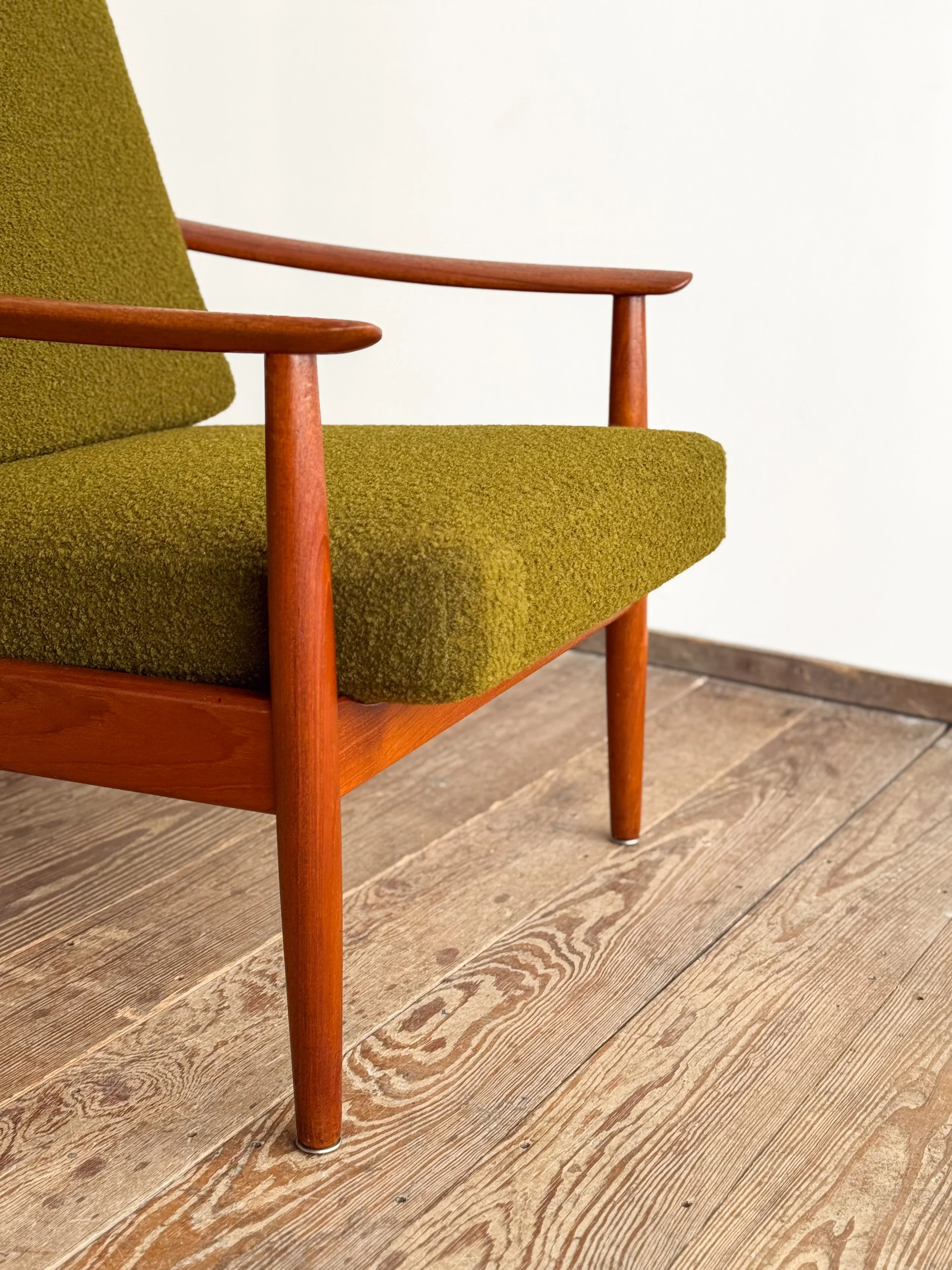 Sessel-armchair-FD164-Arne-Vodder-mid-century-modern-furniture-mucmodern-18.jpg
