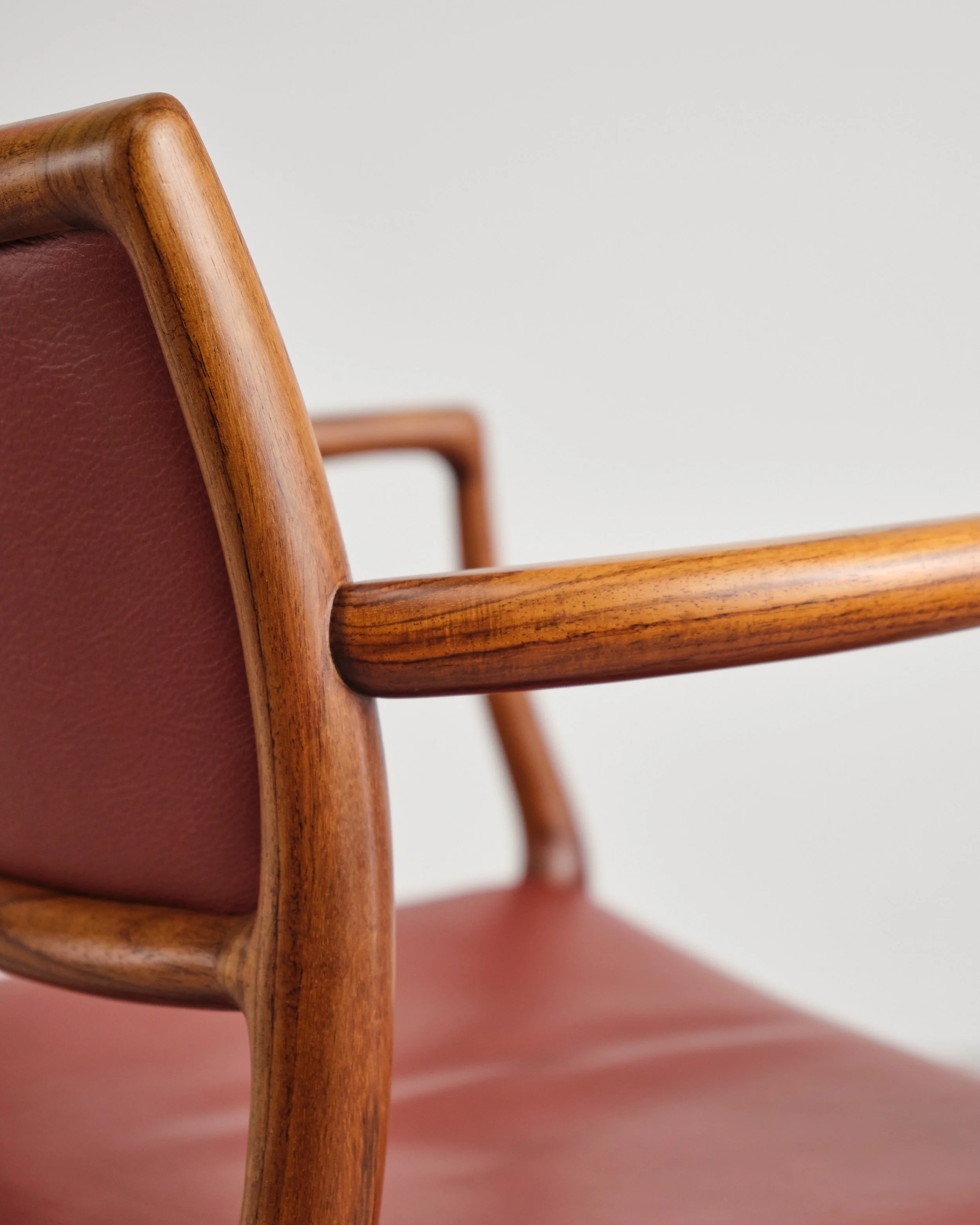 niels-moller-armchair-chair-65-rosewood-mid-century-modern-furniture-mucmodern-25.jpg