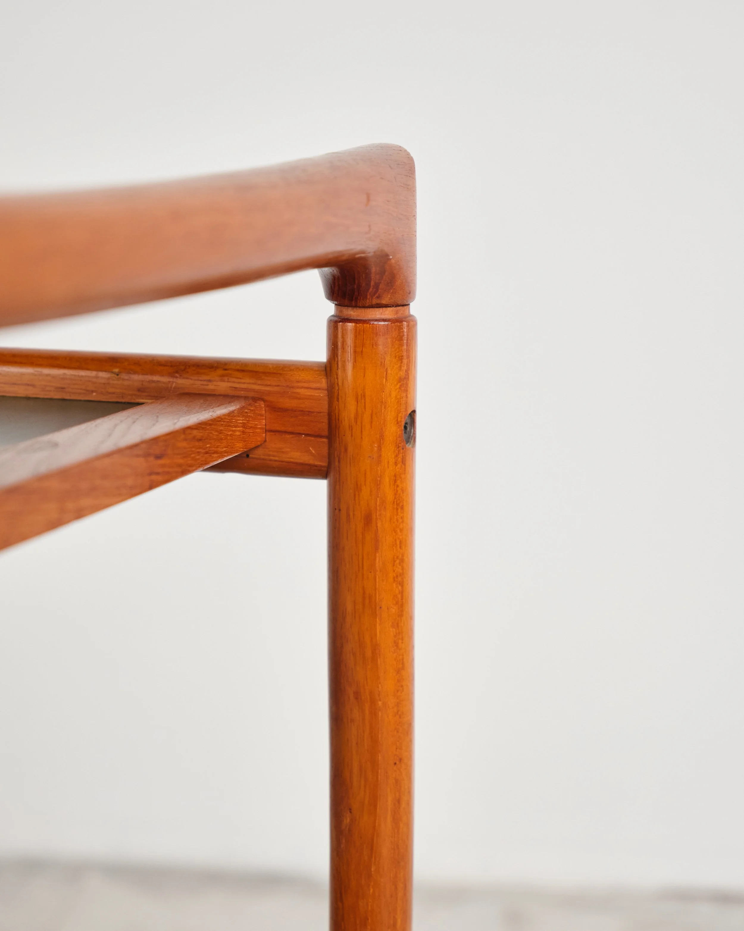 bar-cart-trolley-dyrlund-mid-century-modern-furniture-mucmodern-10.jpg