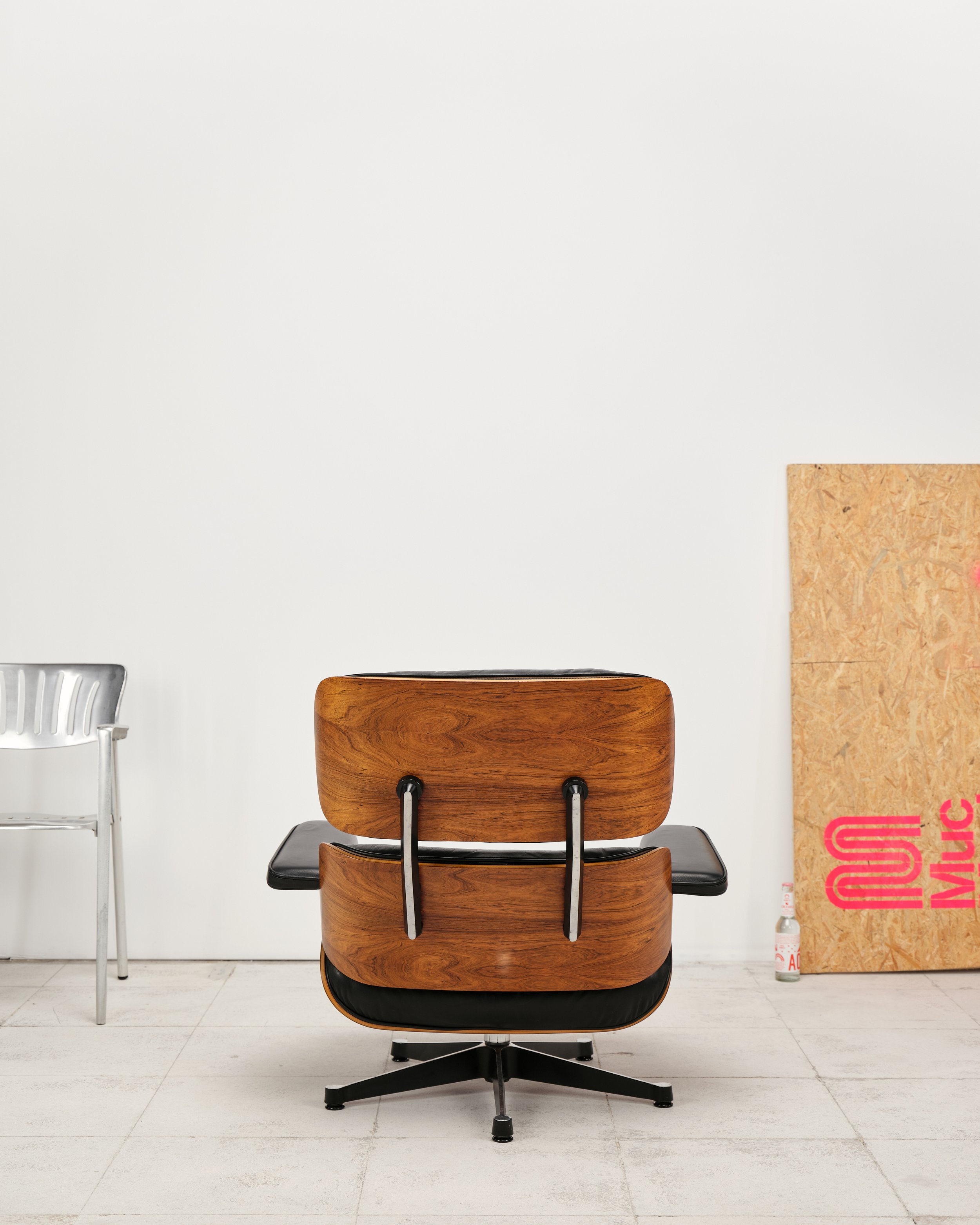 eames-lounge-chair-rosewood-palisander-vitra-herman-miller-mid-century-modern-furniture-mucmodern-4.jpg