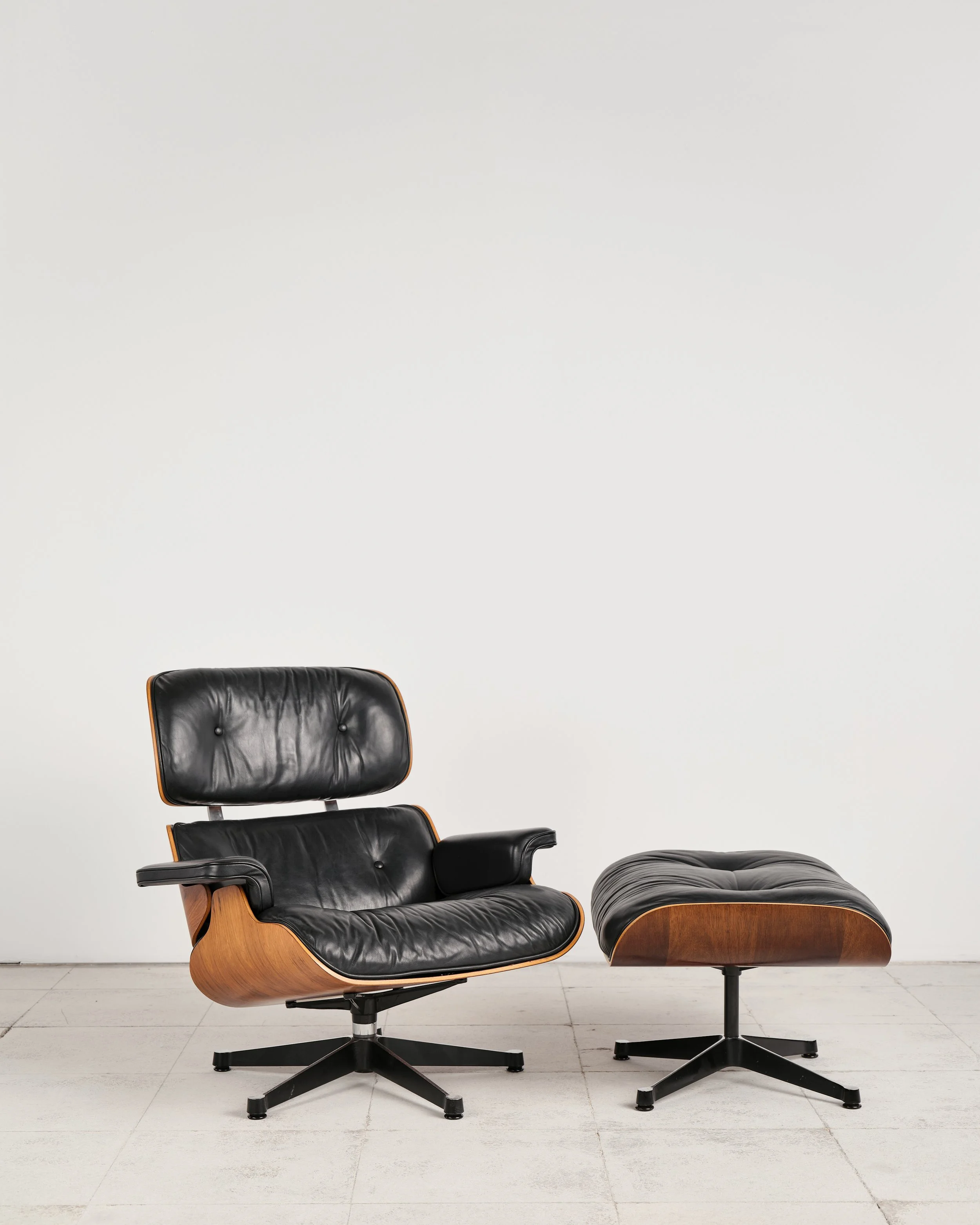 eames-lounge-chair-rosewood-palisander-vitra-herman-miller-mid-century-modern-furniture-mucmodern-9.jpg