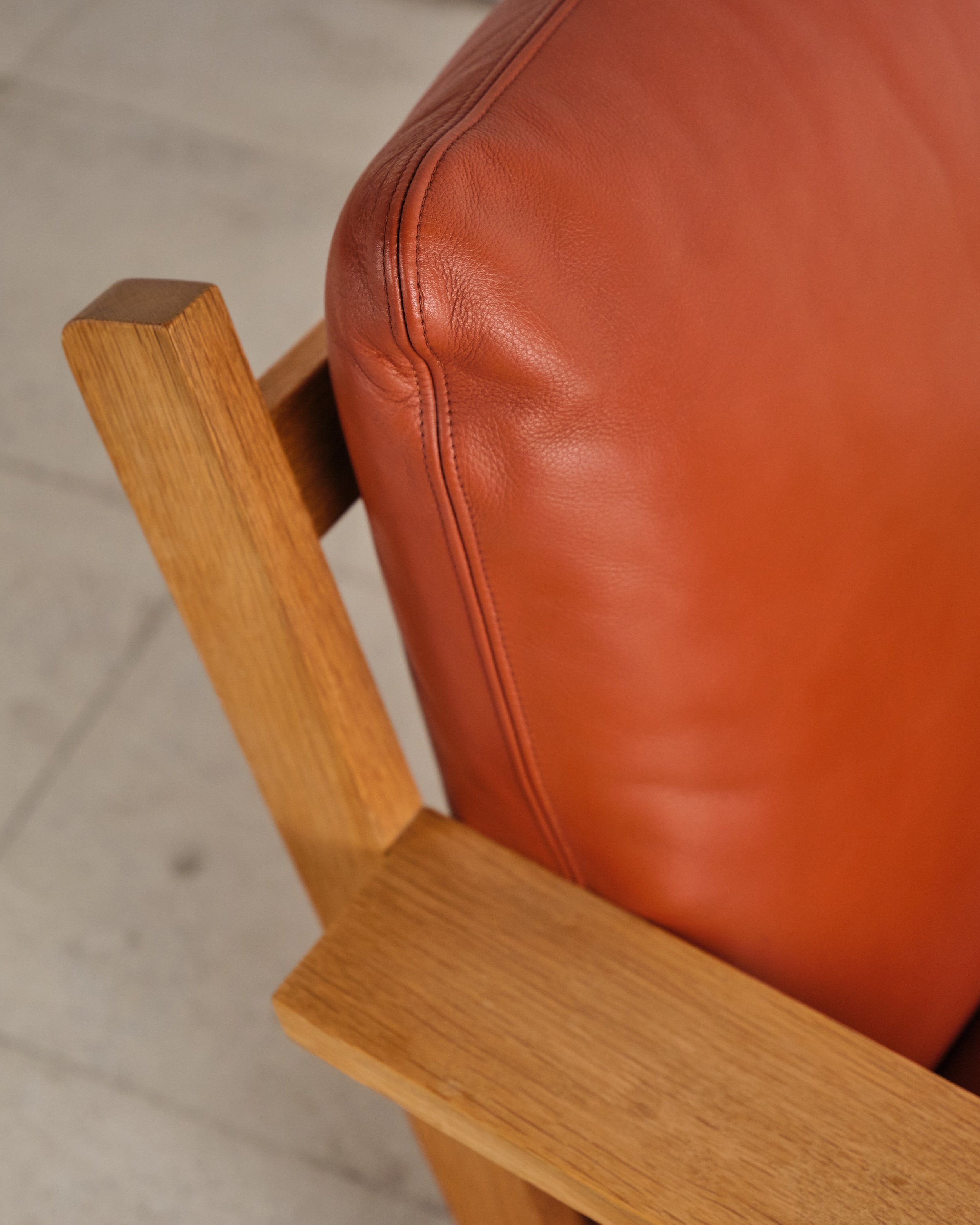 Tage-Poulsen-lounge-chairs-set-ottoman-mid-century-modern-furniture-mucmodern-12.jpg