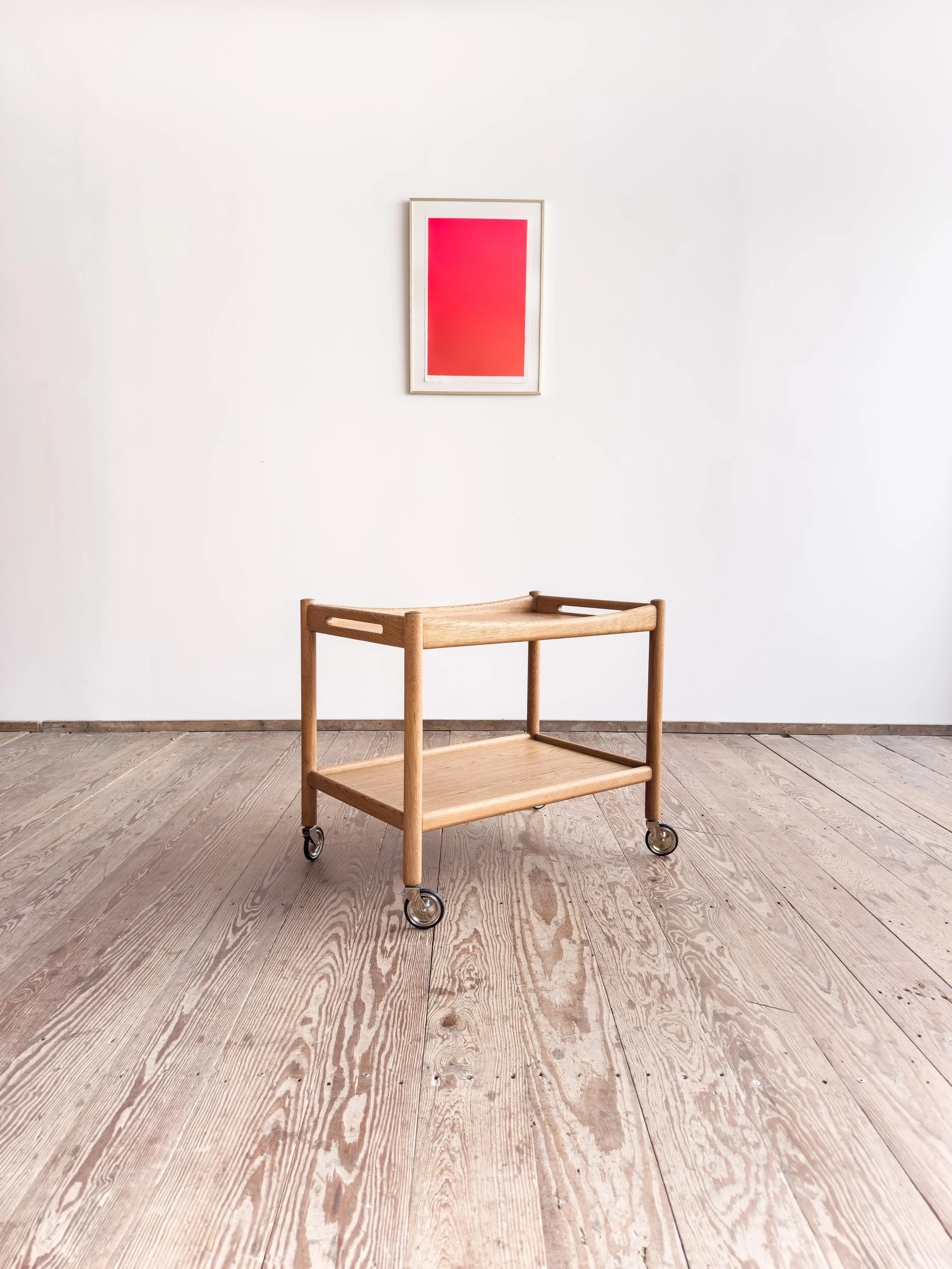 hans-wegner-serving-cart-bar-trolley-mid-century-modern-furniture-mucmodern-1.jpg