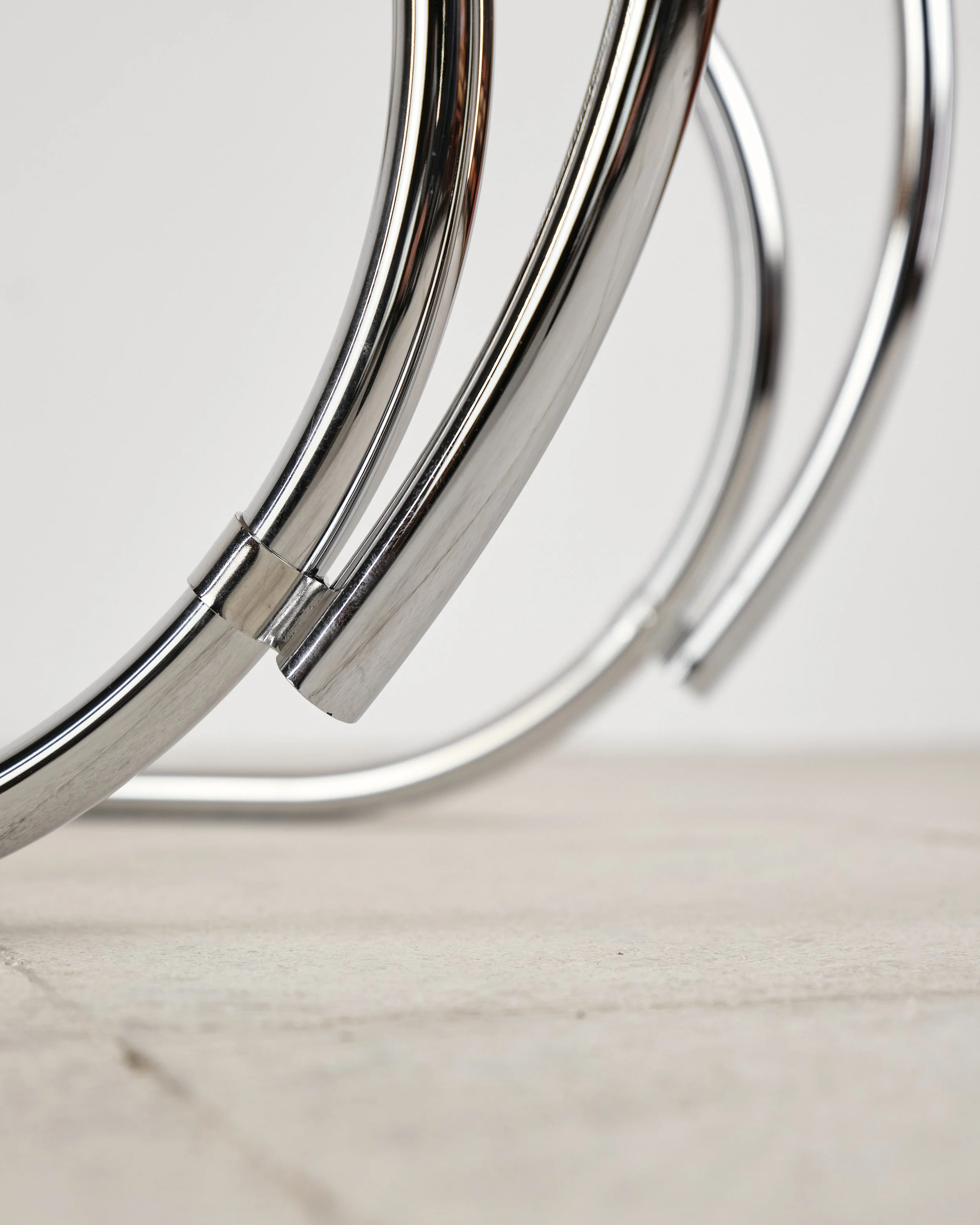mies-van-der-rohe-MR20-S533RF-thonet-mid-century-modern-furniture-mucmodern-22.jpg