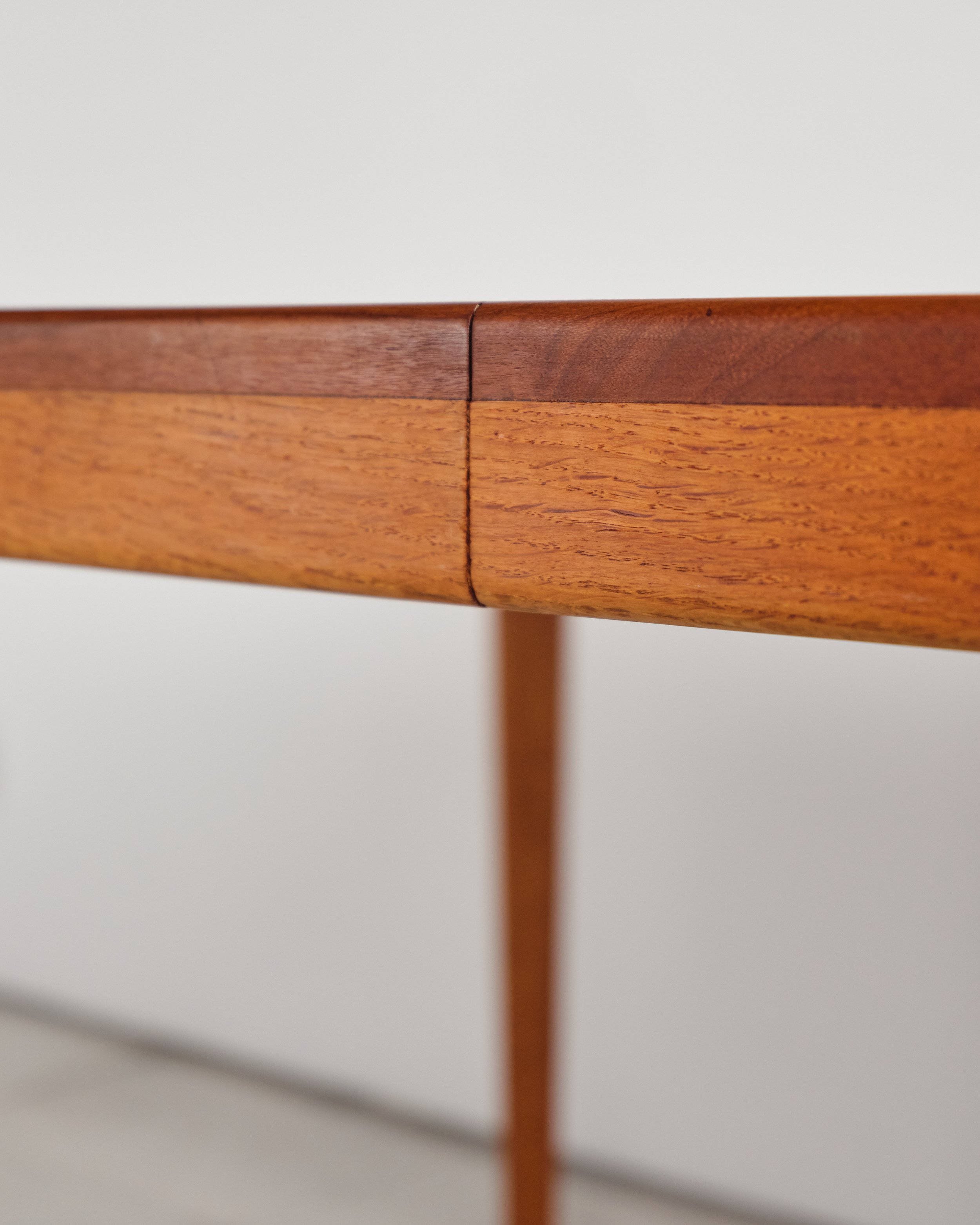 Tisch-table-hartmut-lohmeyer-wilkhahn-mid-century-modern-furniture-mucmodern-14.jpg