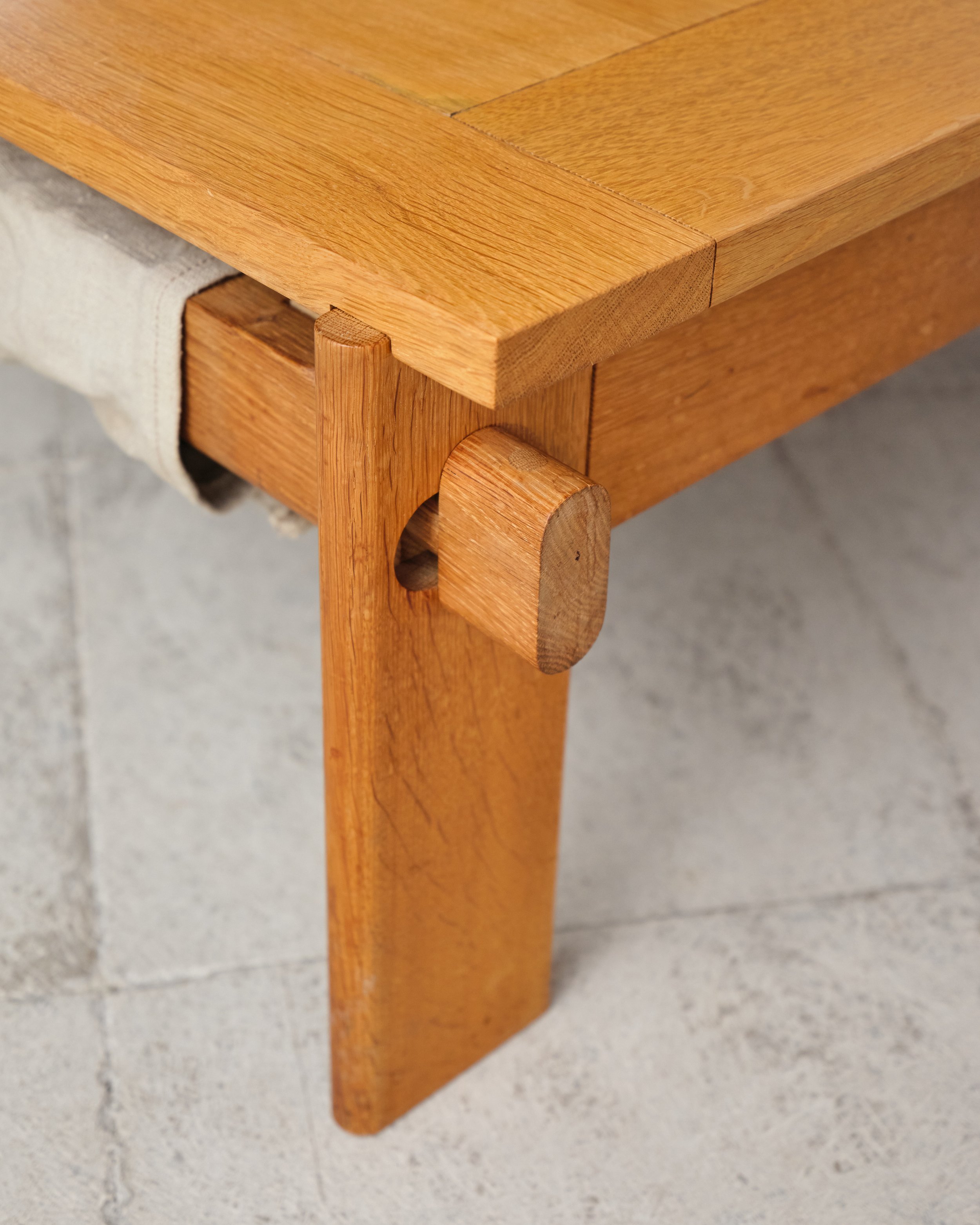 Tage-Poulsen-coffee-table-sofa-tisch-mid-century-modern-furniture-mucmodern-20.jpg