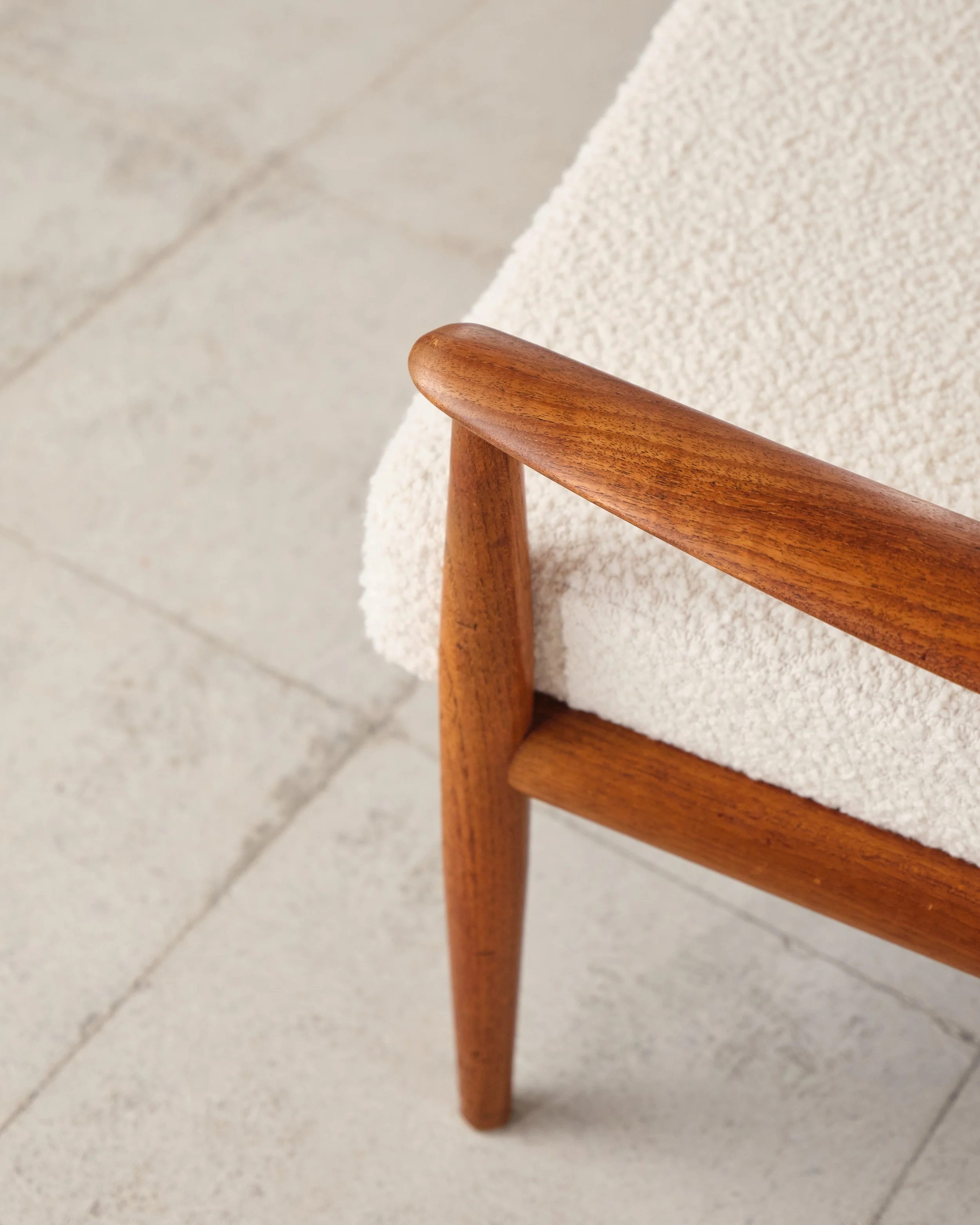sofa-grete-jalk-teak-france-son-mid-century-modern-furniture-mucmodern-18.jpg