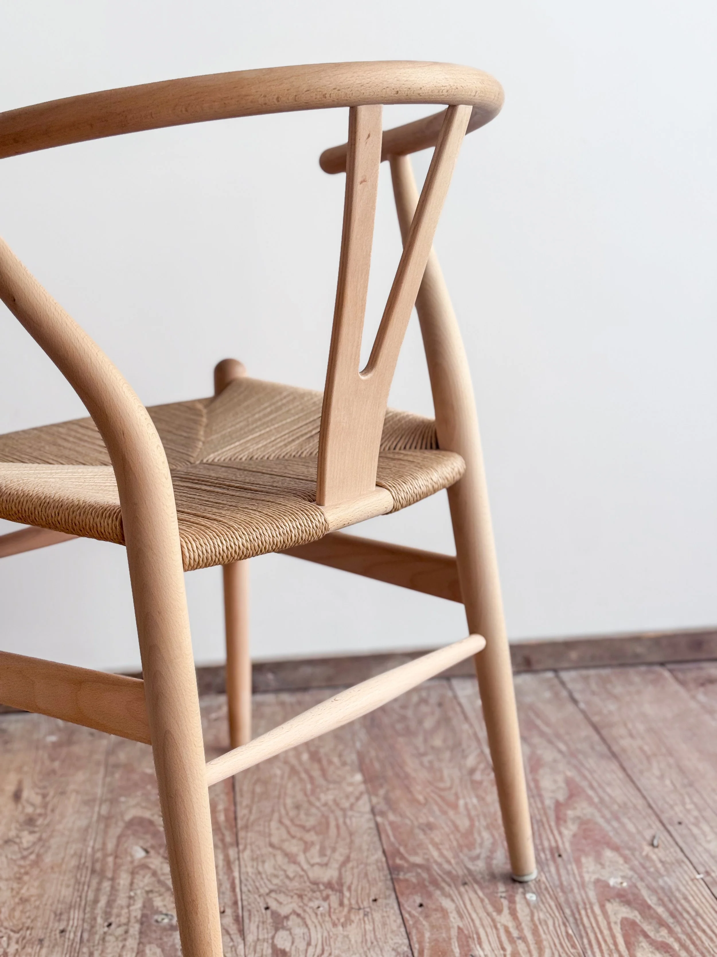 CH24-Wishbone-stuhl-chair-wegner-mid-century-modern-furniture-mucmodern-15.jpg