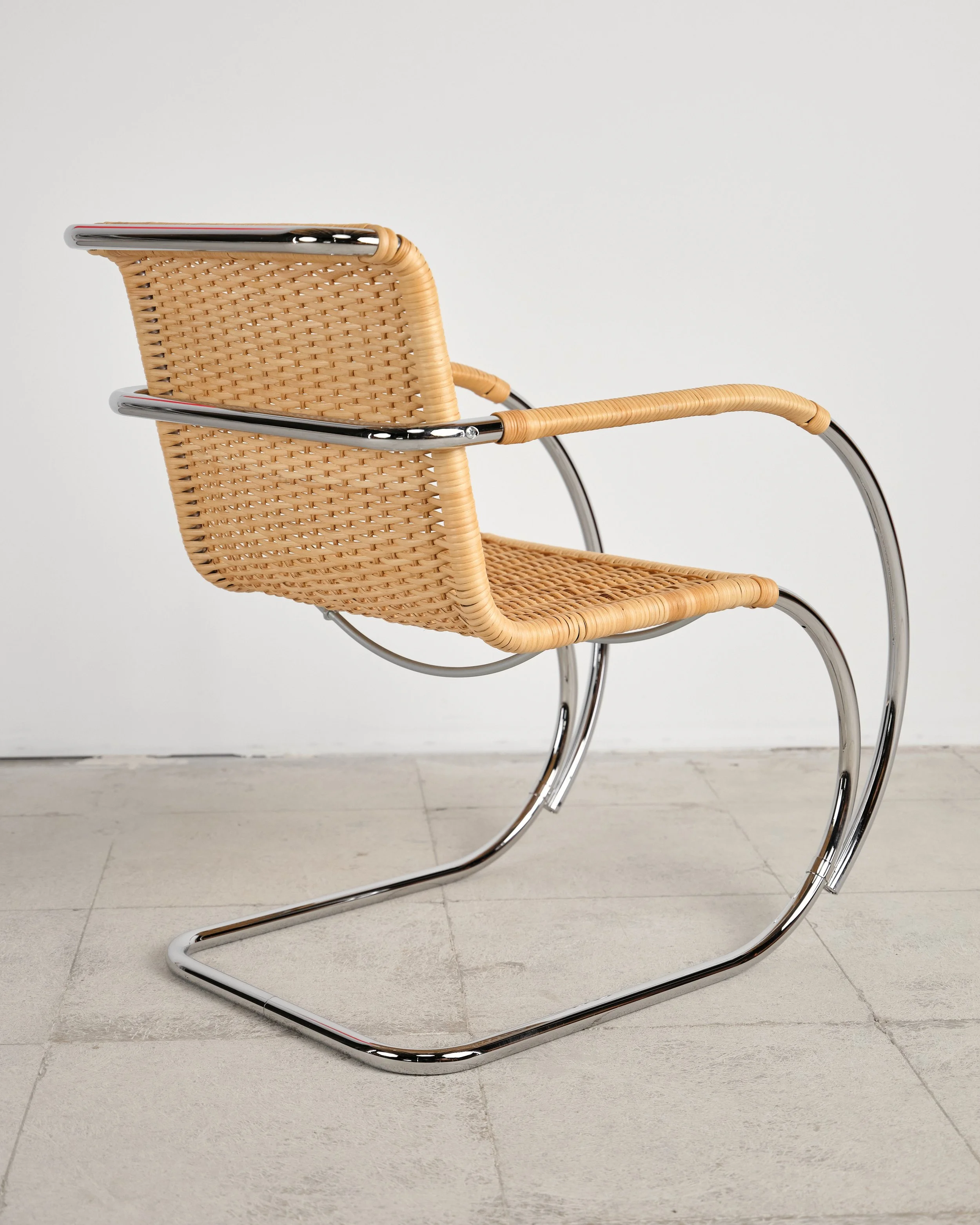 mies-van-der-rohe-MR20-S533RF-thonet-mid-century-modern-furniture-mucmodern-23.jpg