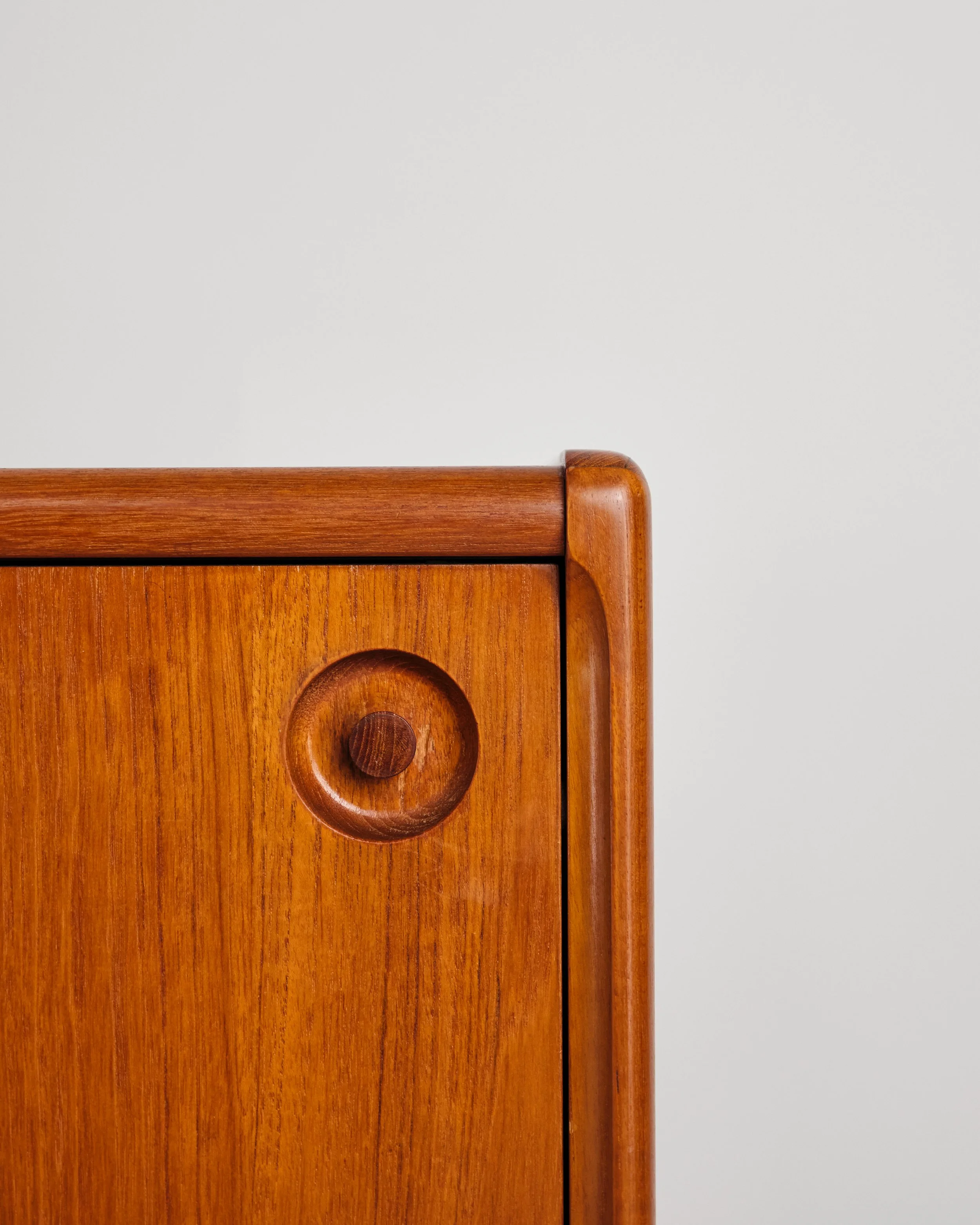henry-w-klein-credenza-bramin-sideboard-teak-anrichte-mid-century-modern-furniture-mucmodern-17.jpg