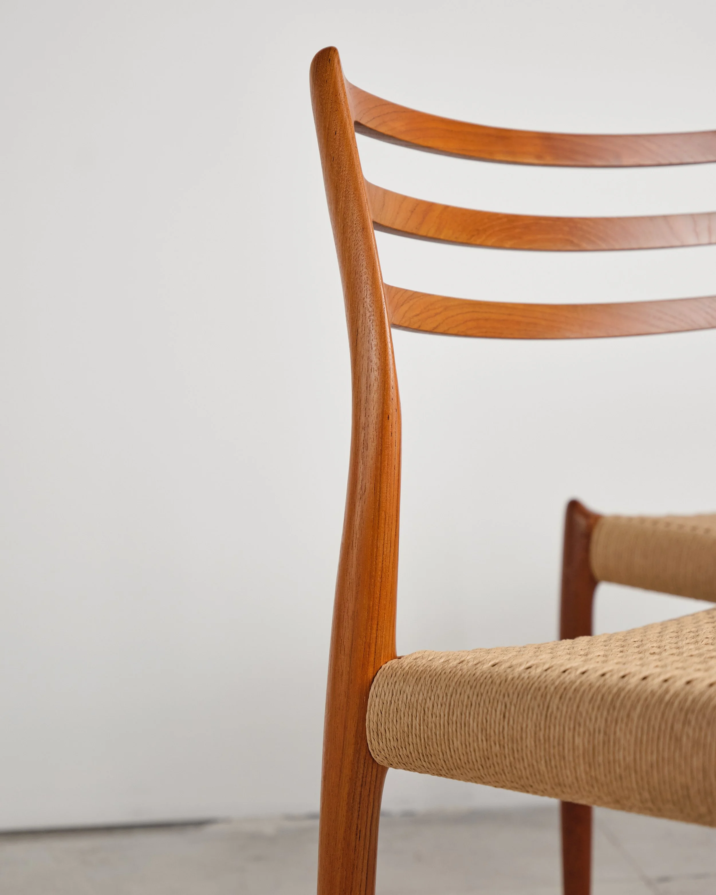 niels-moller-78-teak-chair-stuhl-set-mid-century-modern-furniture-mucmodern-18.jpg