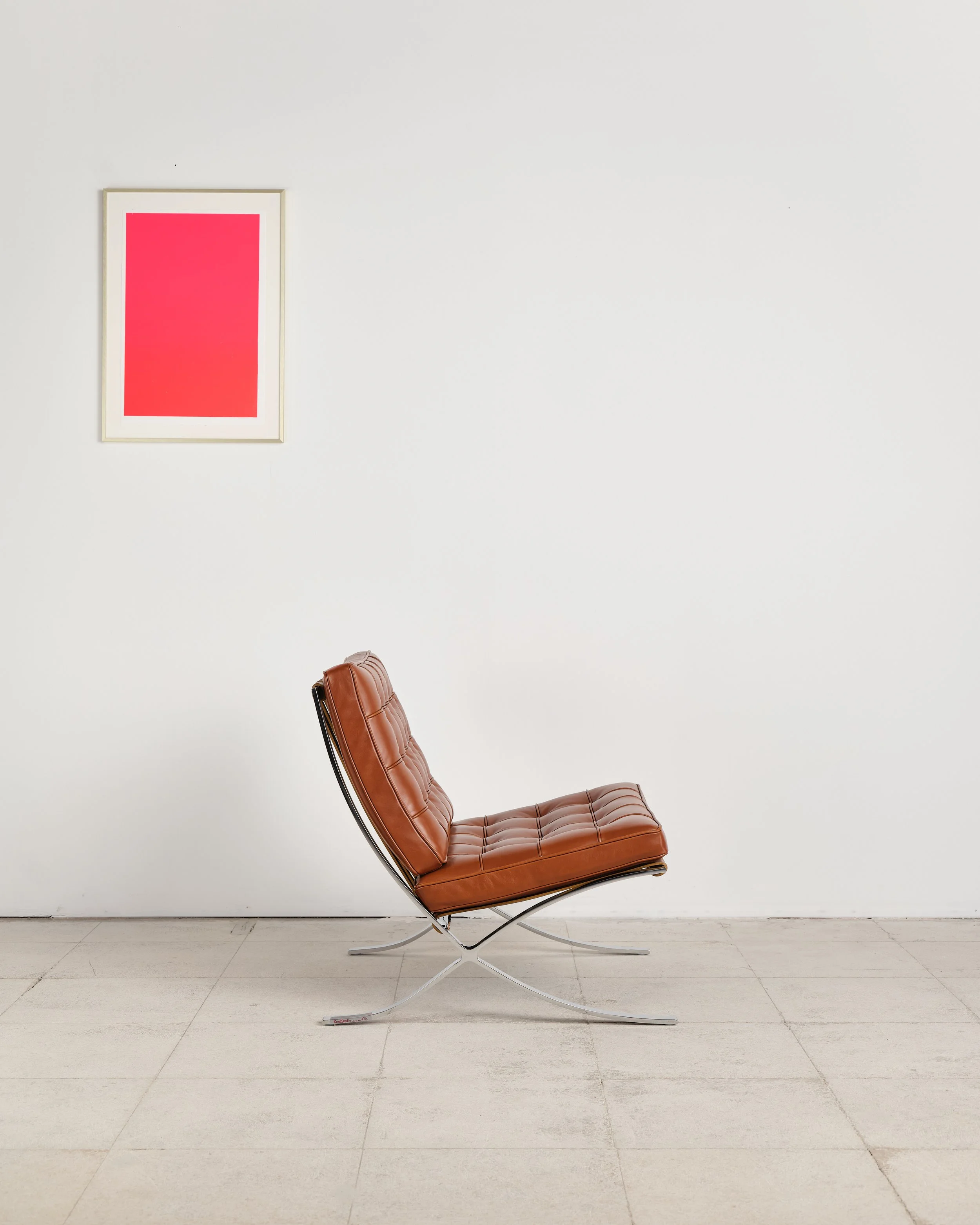 barcelona-chair-lounge-mies-van-der-rohe-knoll-international-bauhaus-mucmodern-2.jpg