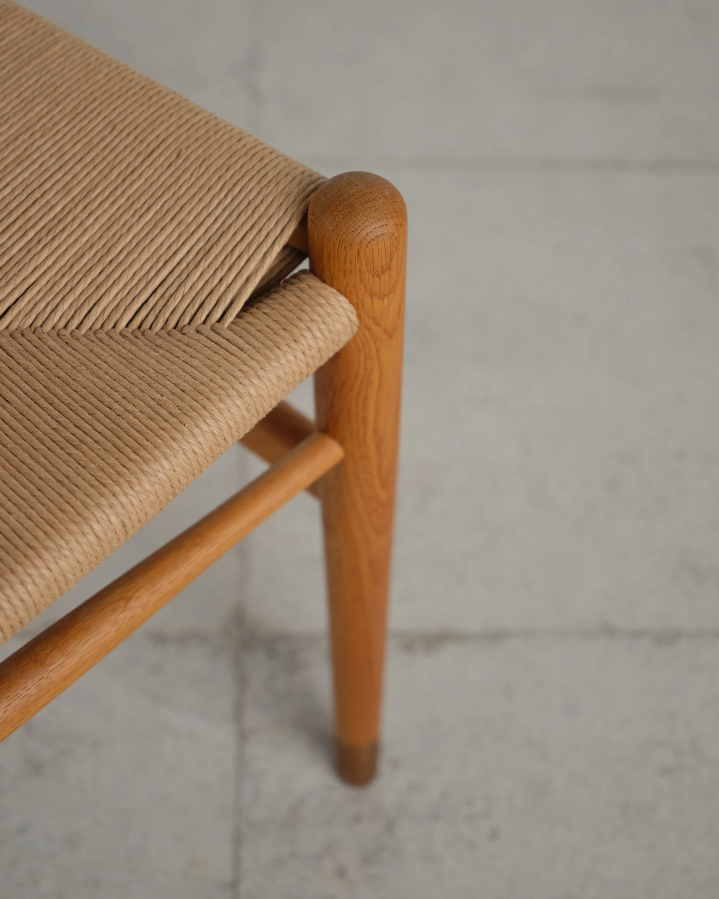 hans-wegner-dining-y-chairs-eiche-stühle-carl-hansen-mid-century-modern-furniture-mucmodern-23.jpg