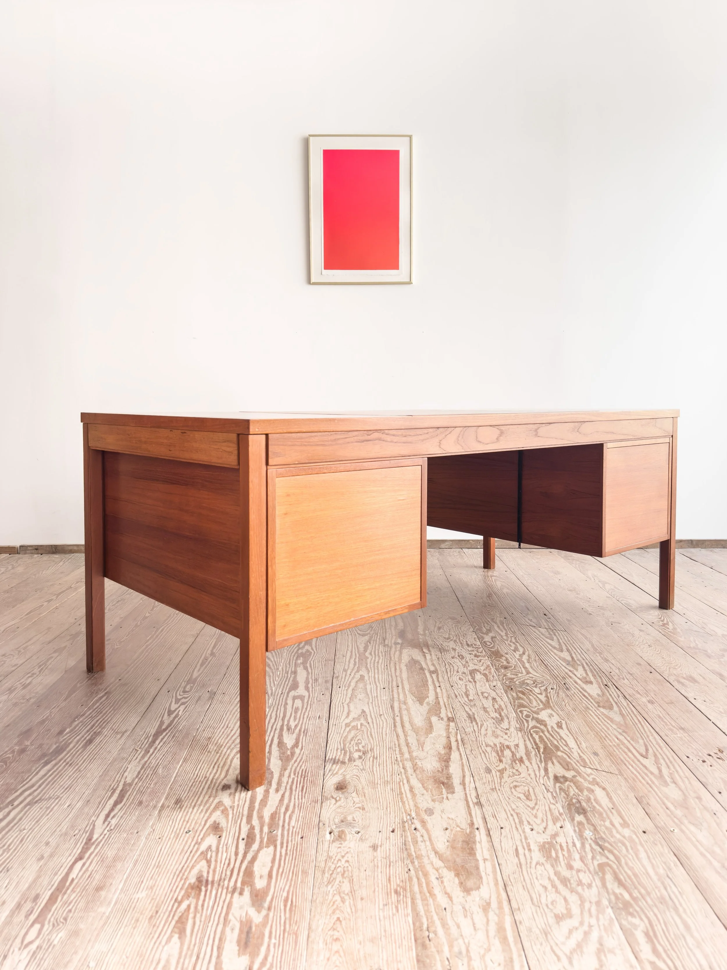 Executive-desk-schreibtisch-teak-mid-century-modern-furniture-mucmodern-7.jpg