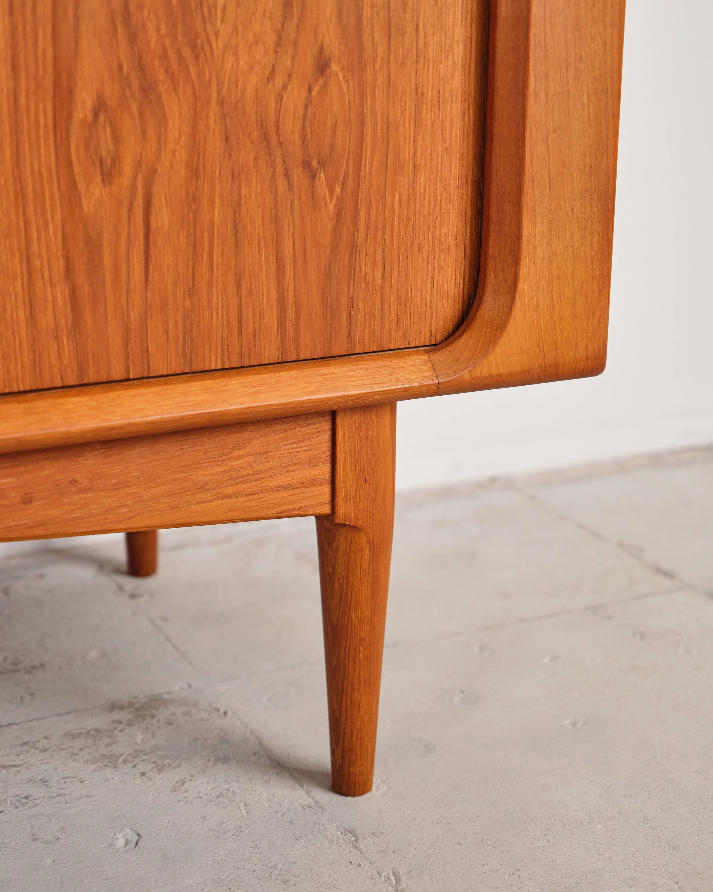 bernhard-pedersen-highboard-bps-mid-century-modern-furniture-mucmodern-35.jpg