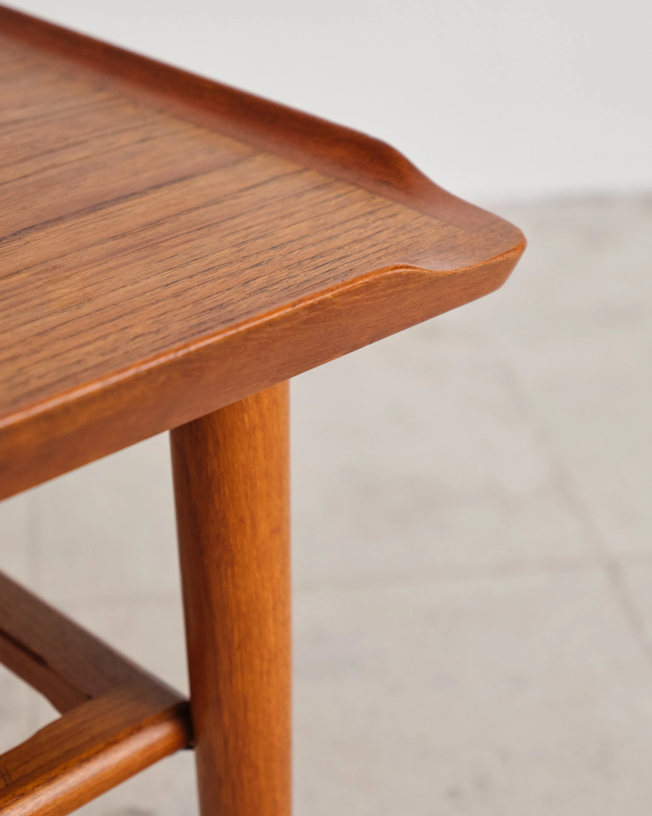 holger-georg-jensen-kubus-sofatisch-coffee-table-mid-century-modern-furniture-mucmodern-14.jpg