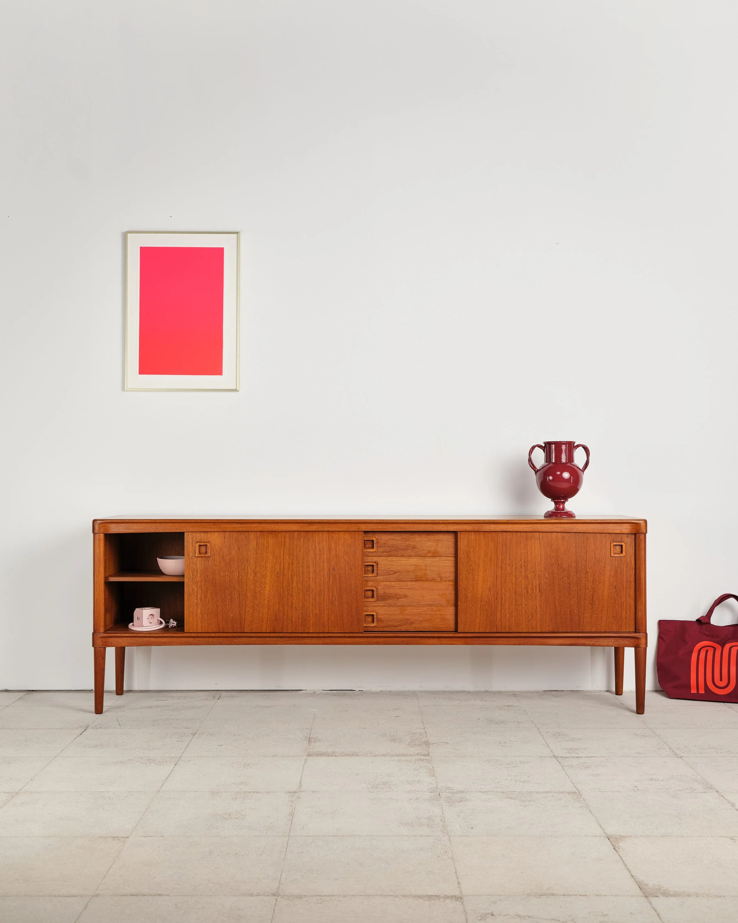 henry-w-klein-credenza-bramin-sideboard-teak-anrichte-mid-century-modern-furniture-mucmodern-7.jpg