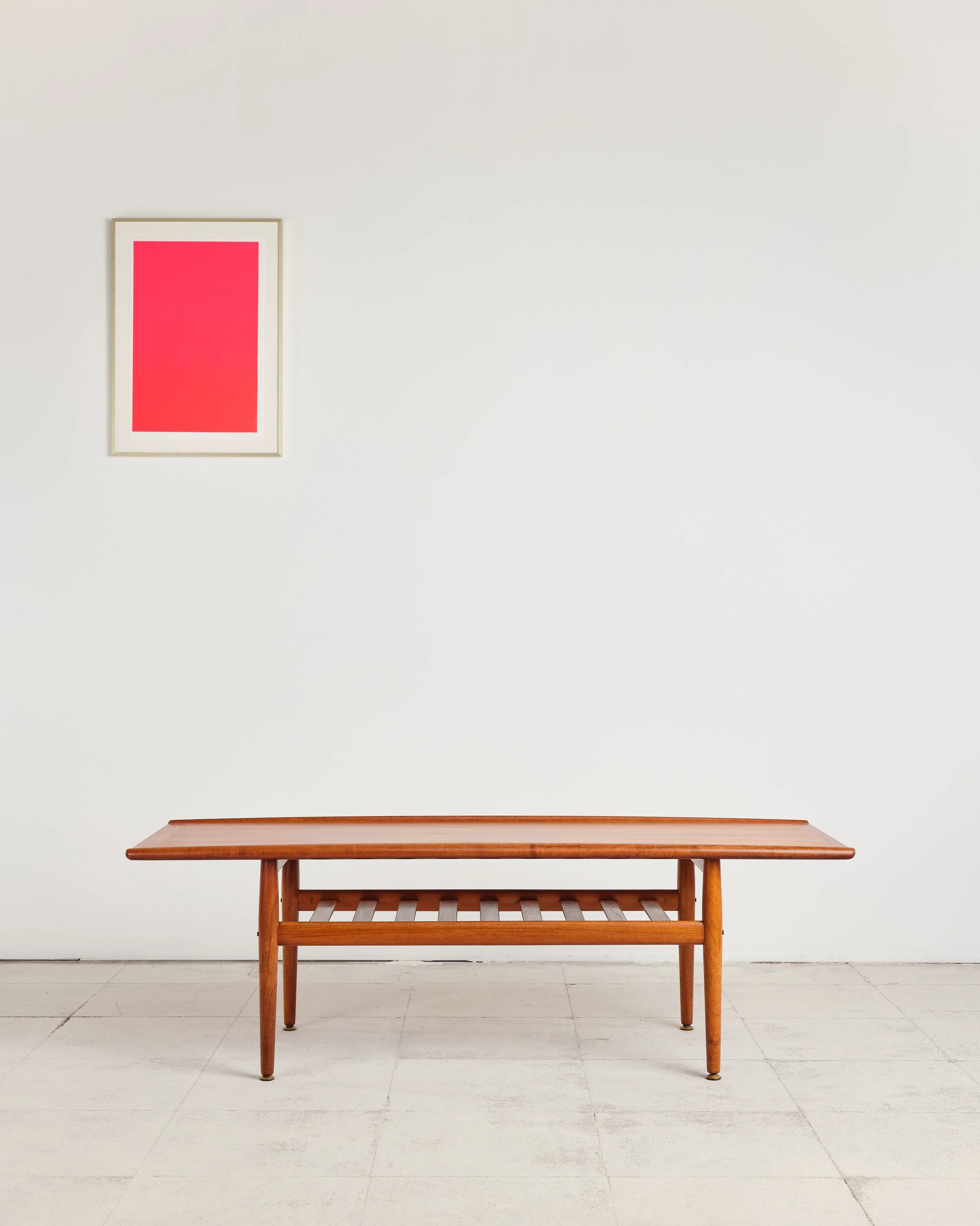 sofatisch-coffee-table-grete-jalk-mid-century-modern-furniture-mucmodern-2.jpg