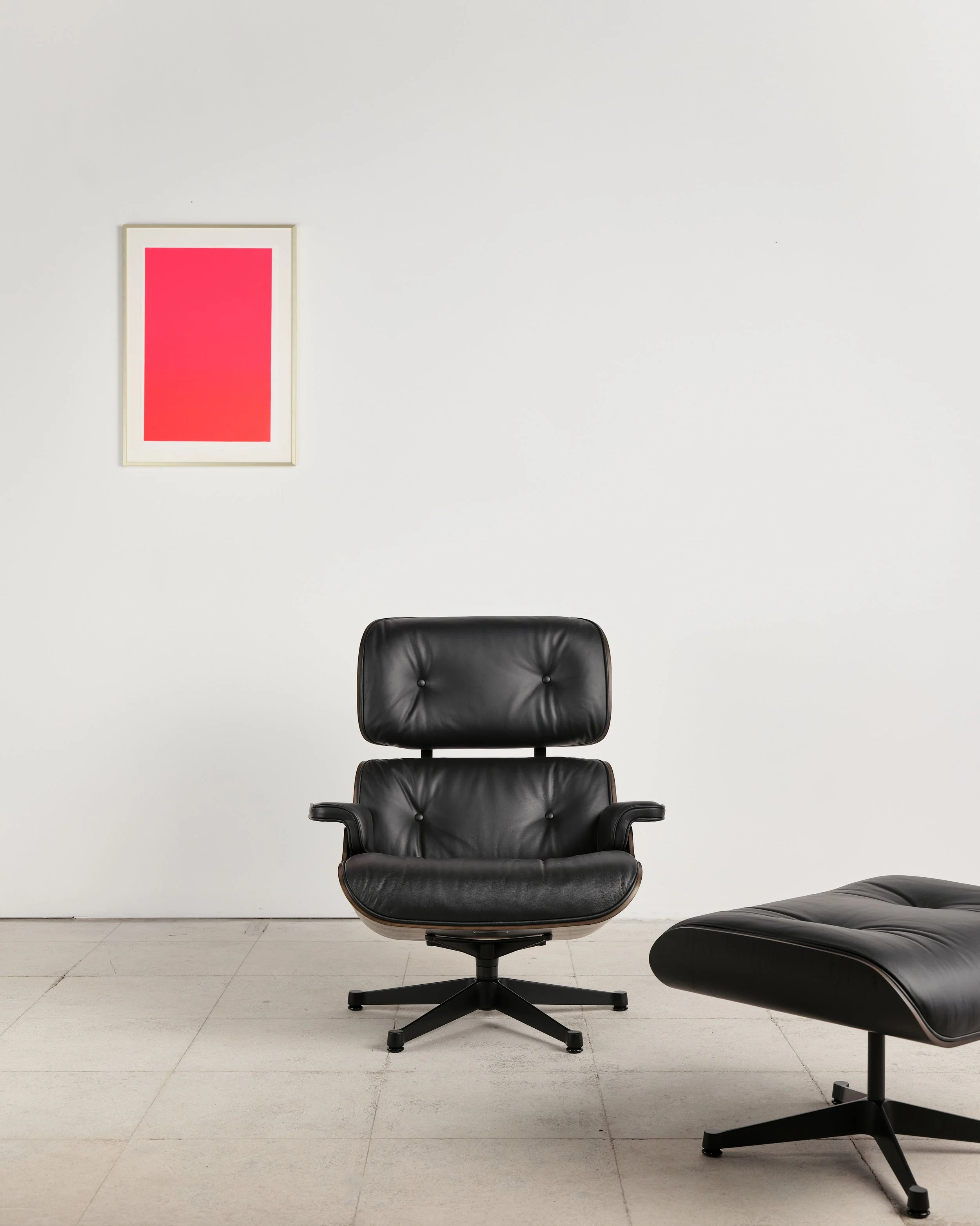 eames-lounge-chair-ottoman-schwarz-black-vitra-mid-century-modern-furniture-mucmodern-5.jpg