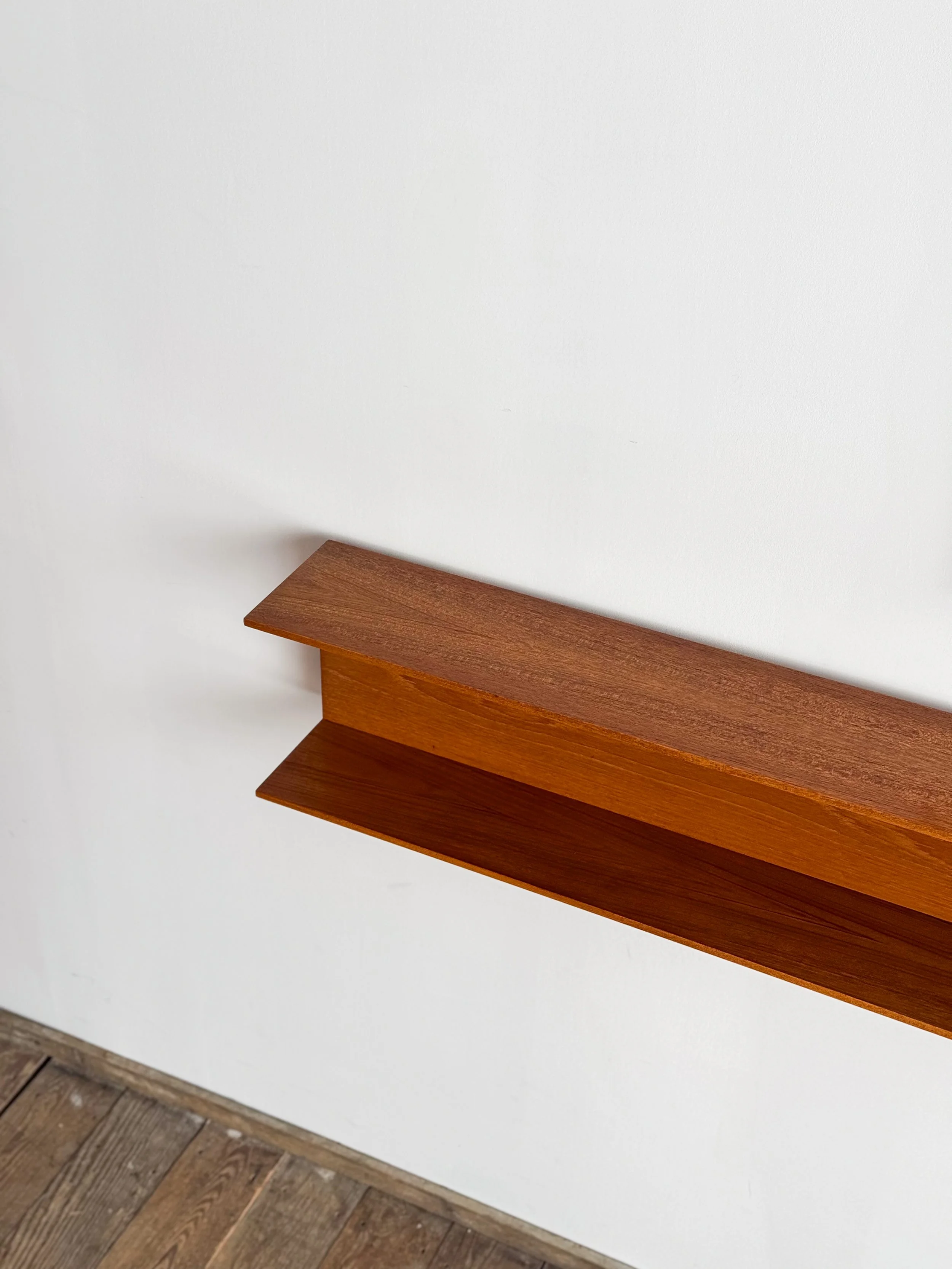 walter-wirz-regal-wall-mounted-shelf-mid-century-modern-furniture-mucmodern-12.jpg