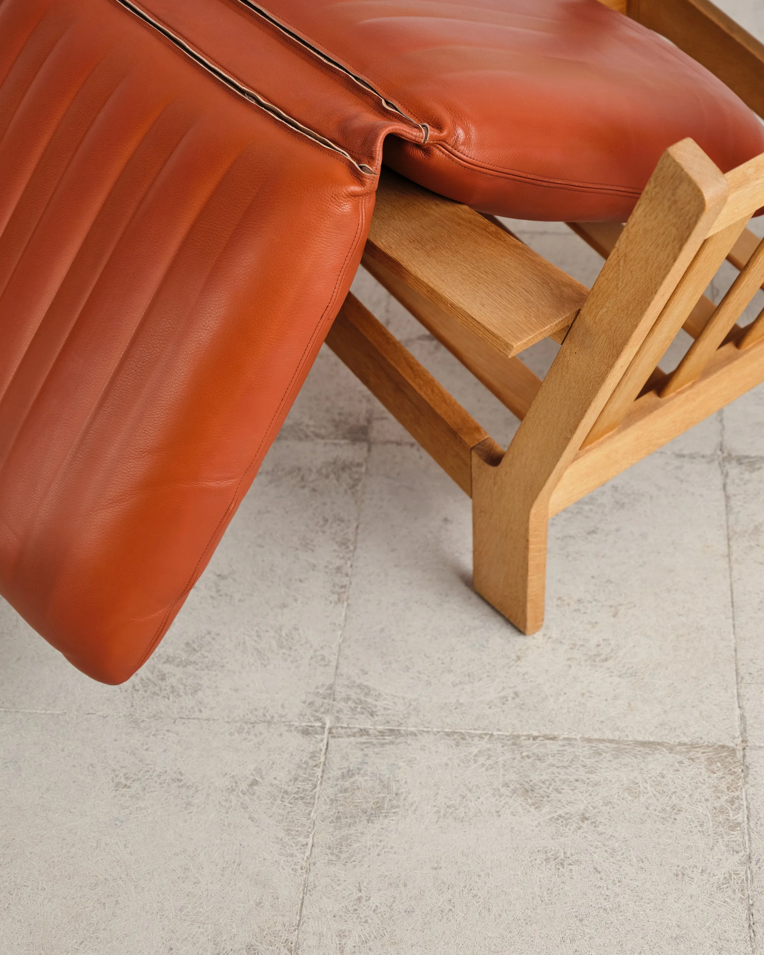 Tage-Poulsen-lounge-chairs-set-ottoman-mid-century-modern-furniture-mucmodern-15.jpg