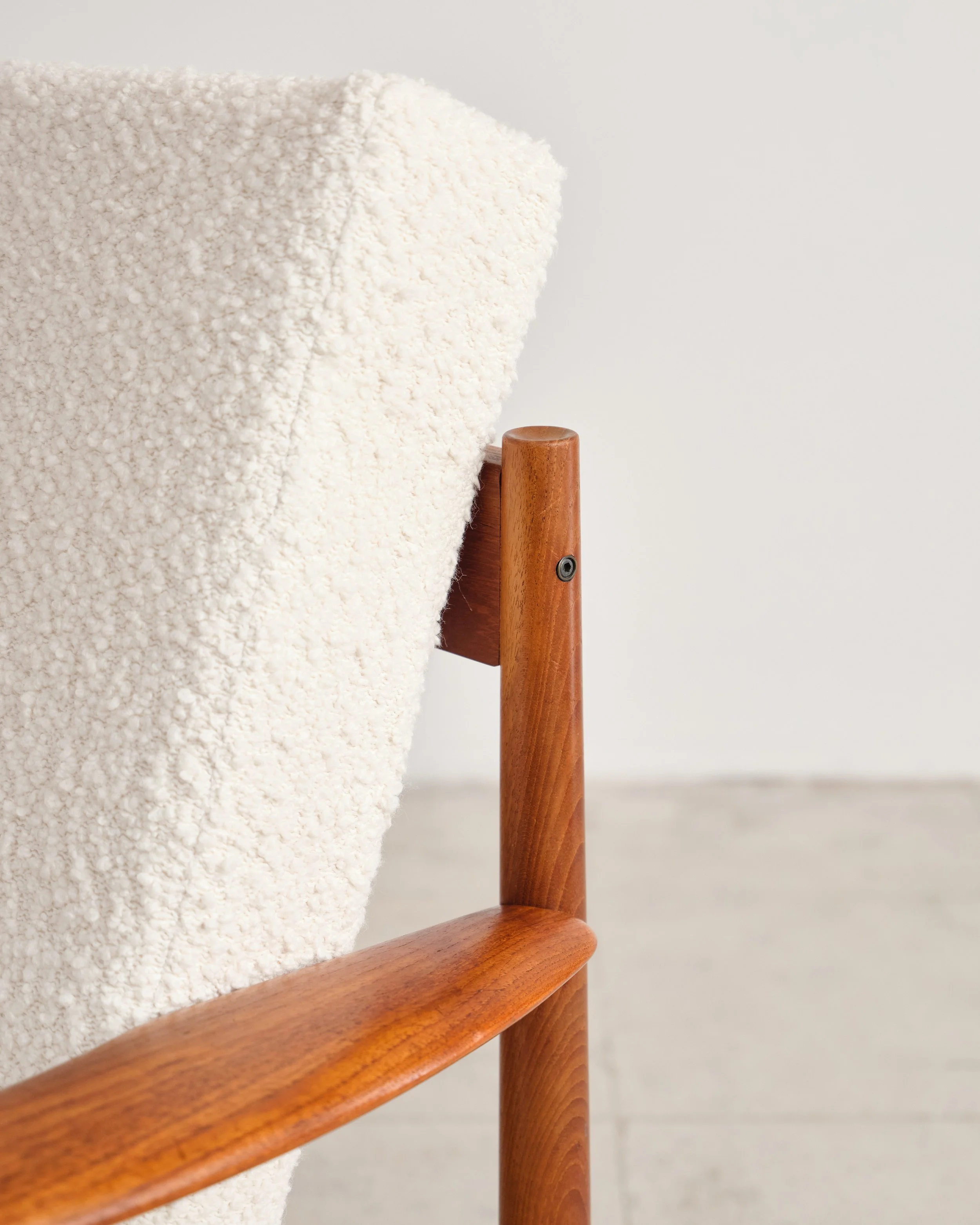 sofa-grete-jalk-teak-france-son-mid-century-modern-furniture-mucmodern-20.jpg