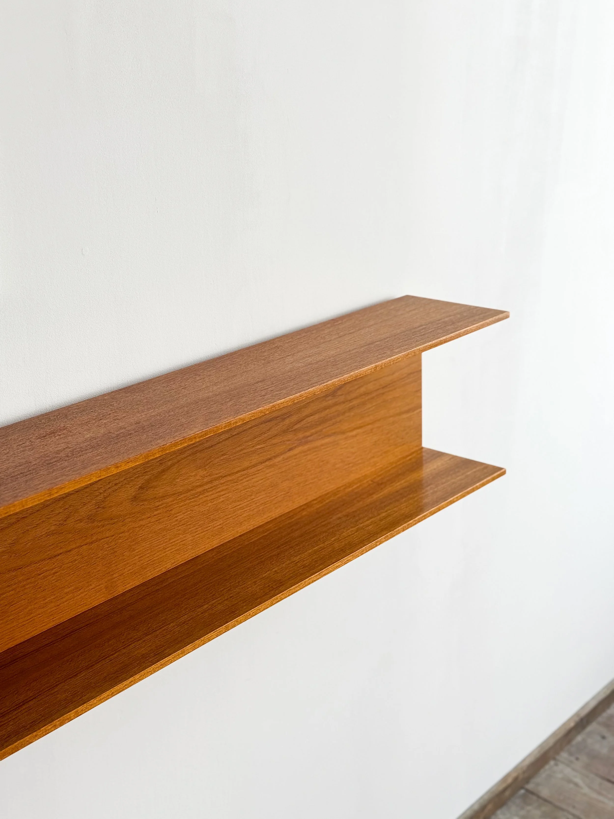 walter-wirz-regal-wall-mounted-shelf-mid-century-modern-furniture-mucmodern-8.jpg