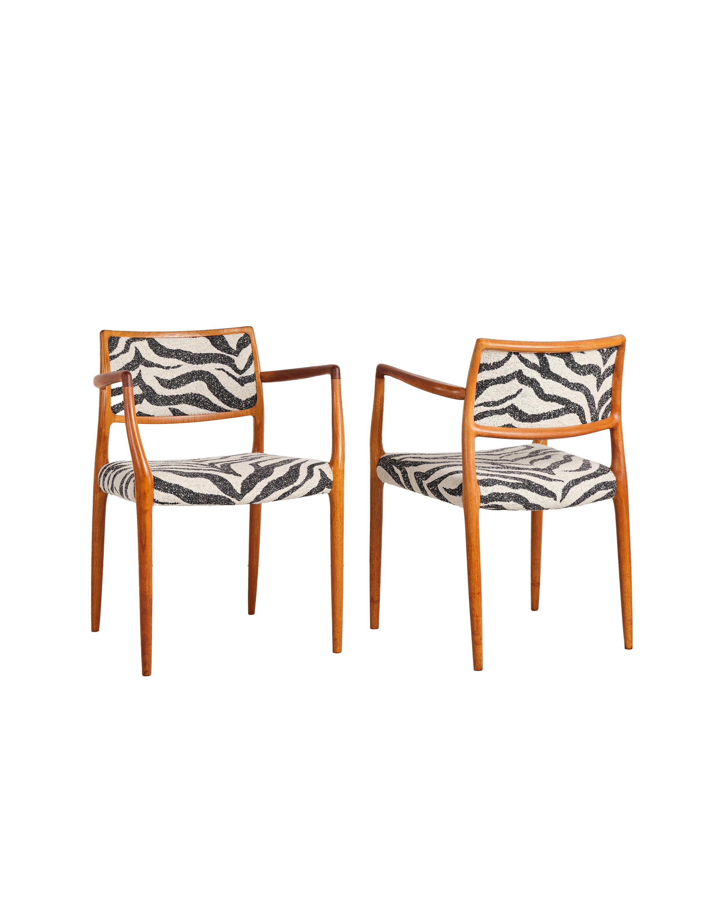 Niels O. Møller Armlehnen-Stühle #65 // Teak Armrest Dining Chairs for J.L. Moller