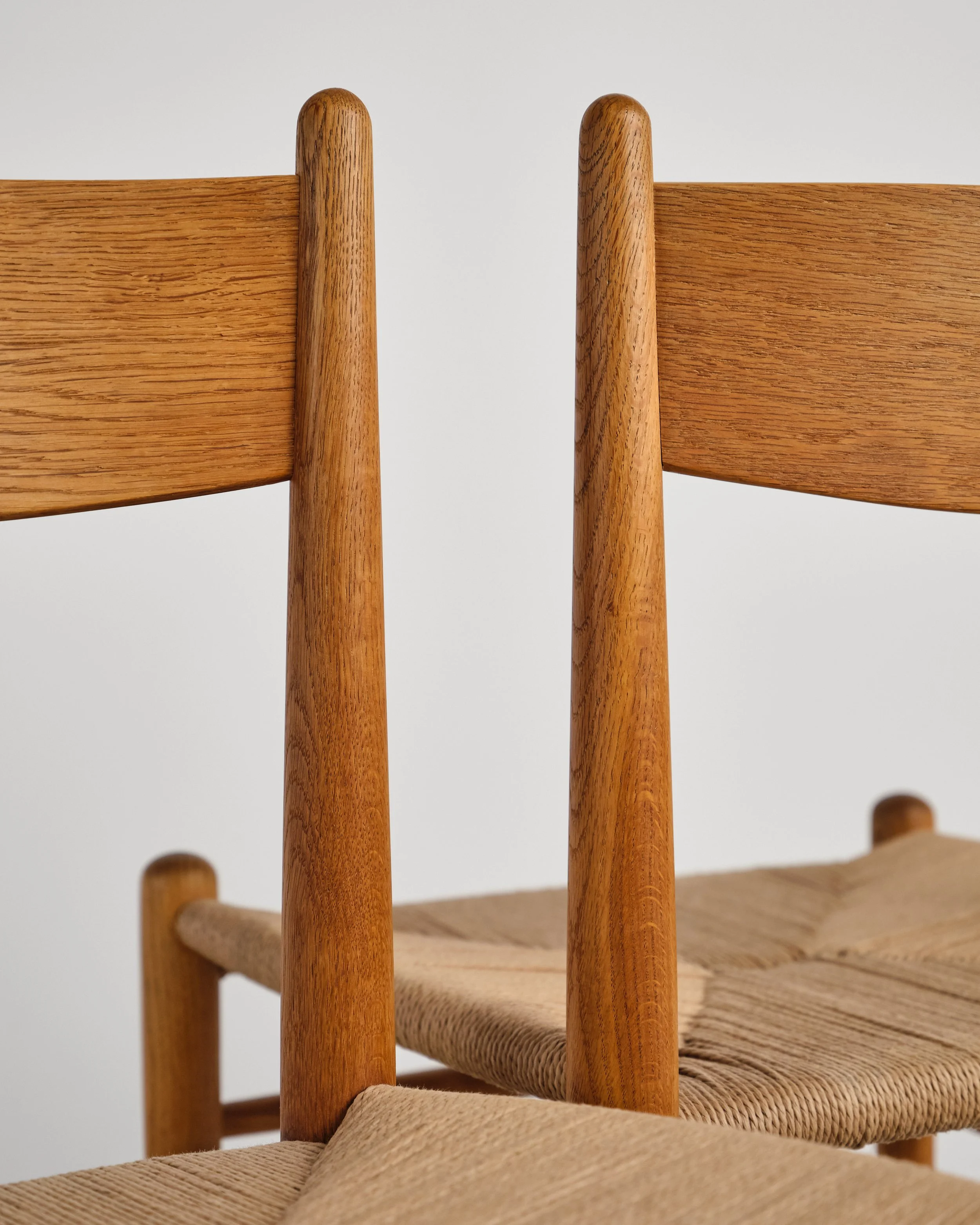 hans-wegner-dining-chairs-eiche-stühle-CH36-carl-hansen-mid-century-modern-furniture-mucmodern-15.jpg