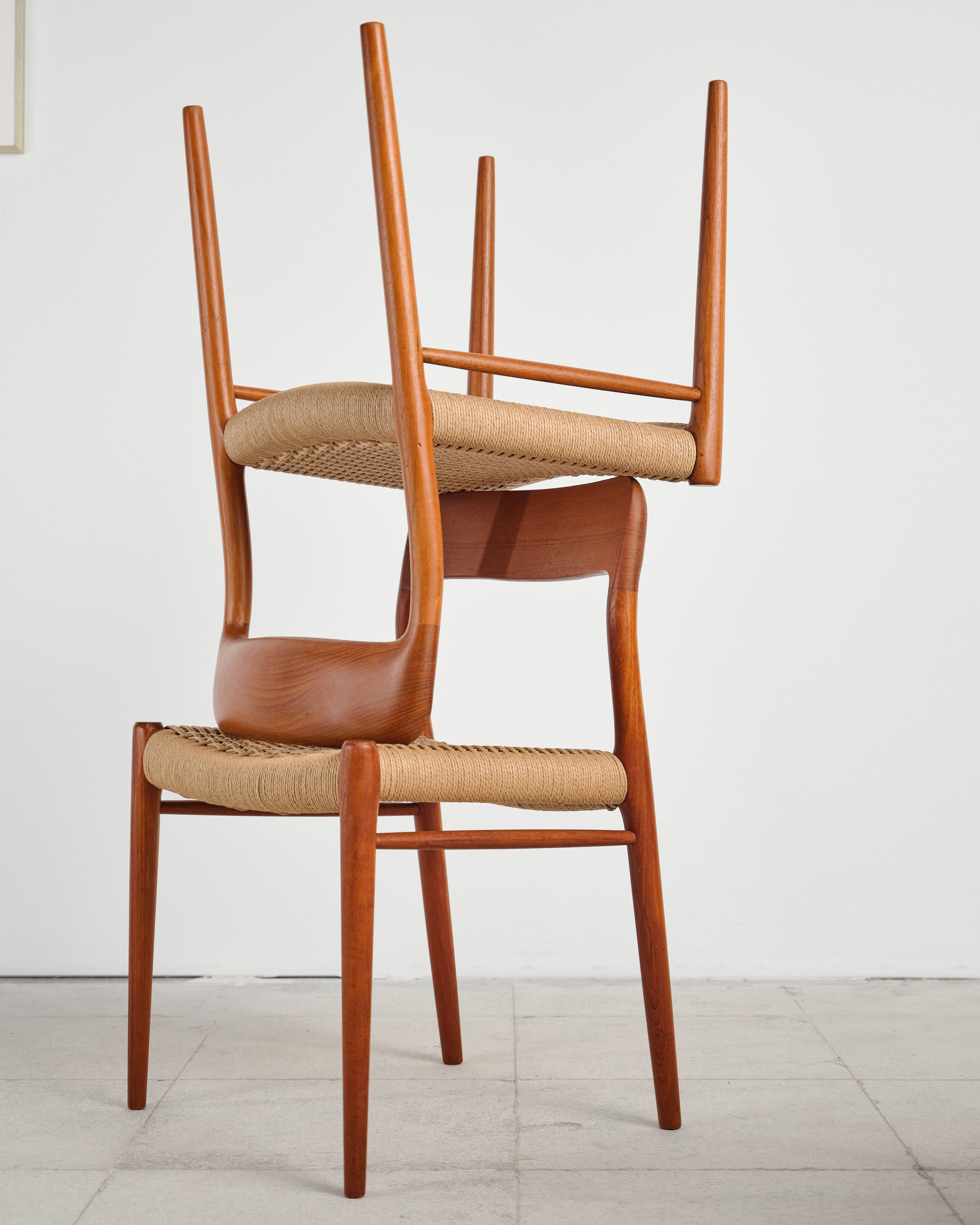 niels-moller-75-teak-chair-stuhl-set-mid-century-modern-furniture-mucmodern-11.jpg