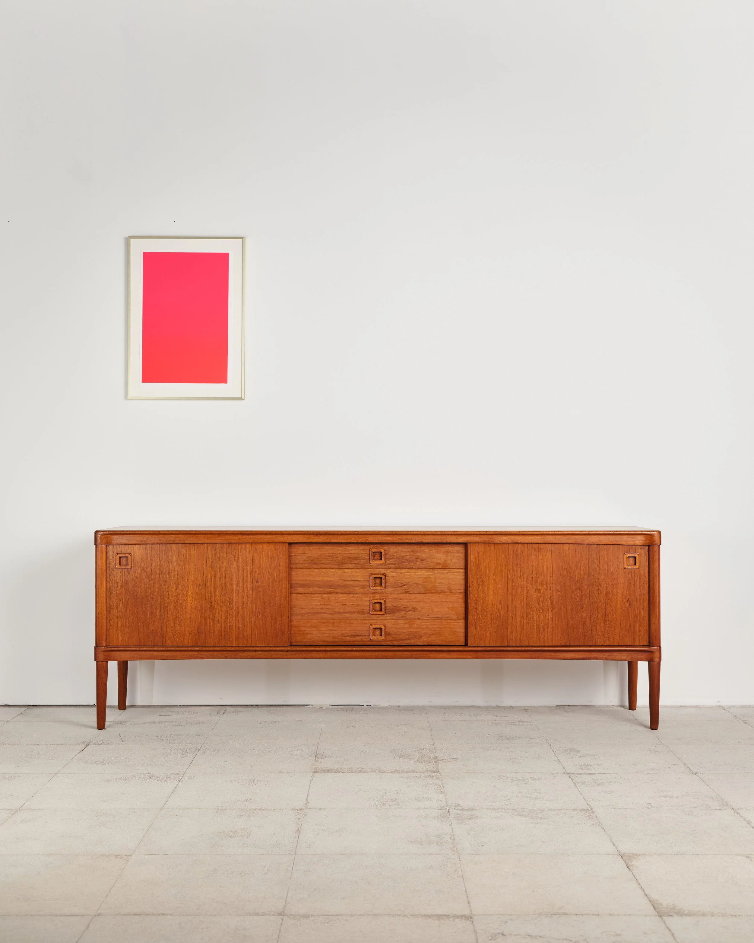 henry-w-klein-credenza-bramin-sideboard-teak-anrichte-mid-century-modern-furniture-mucmodern-2.jpg