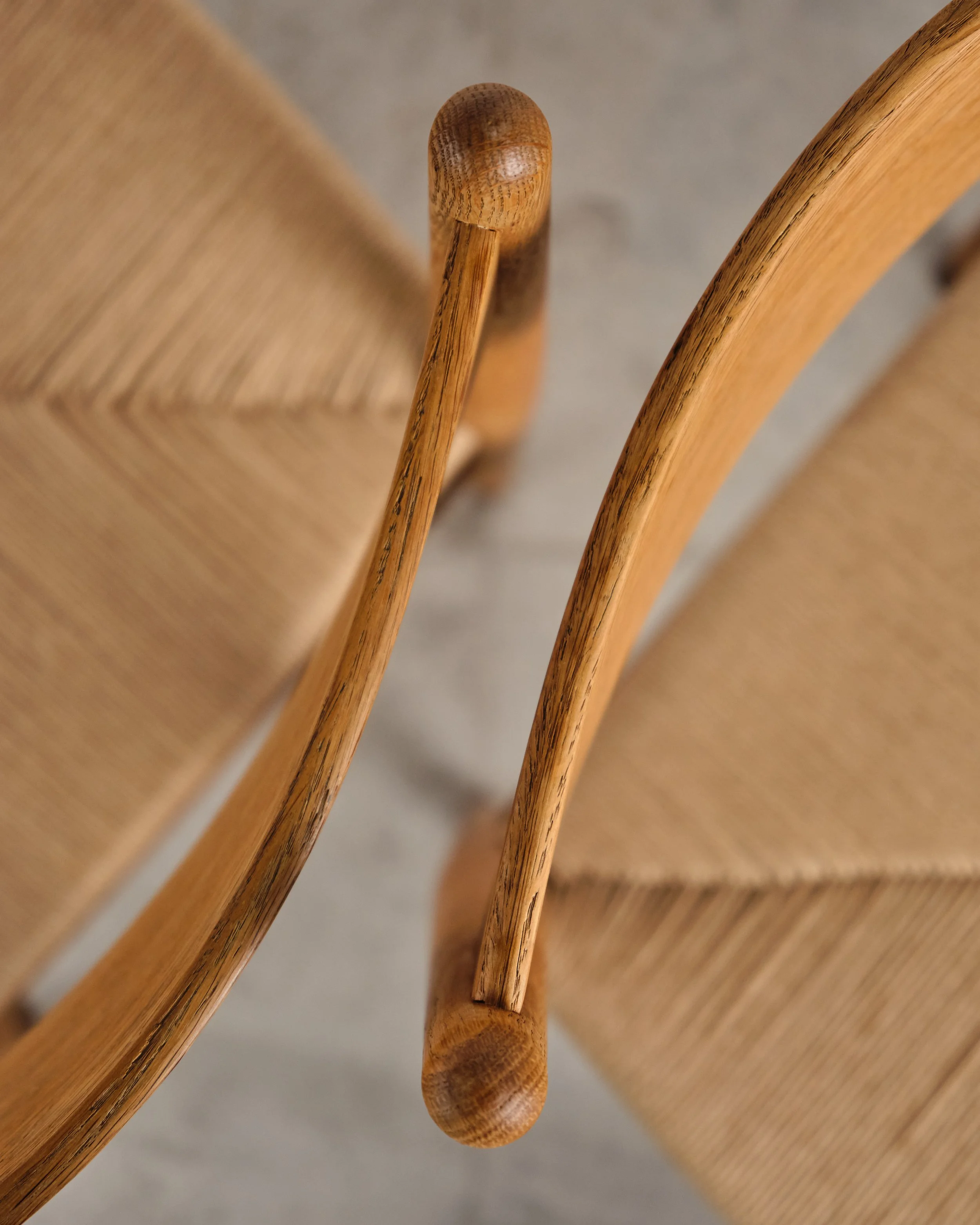 hans-wegner-dining-chairs-eiche-stühle-CH36-carl-hansen-mid-century-modern-furniture-mucmodern-17.jpg