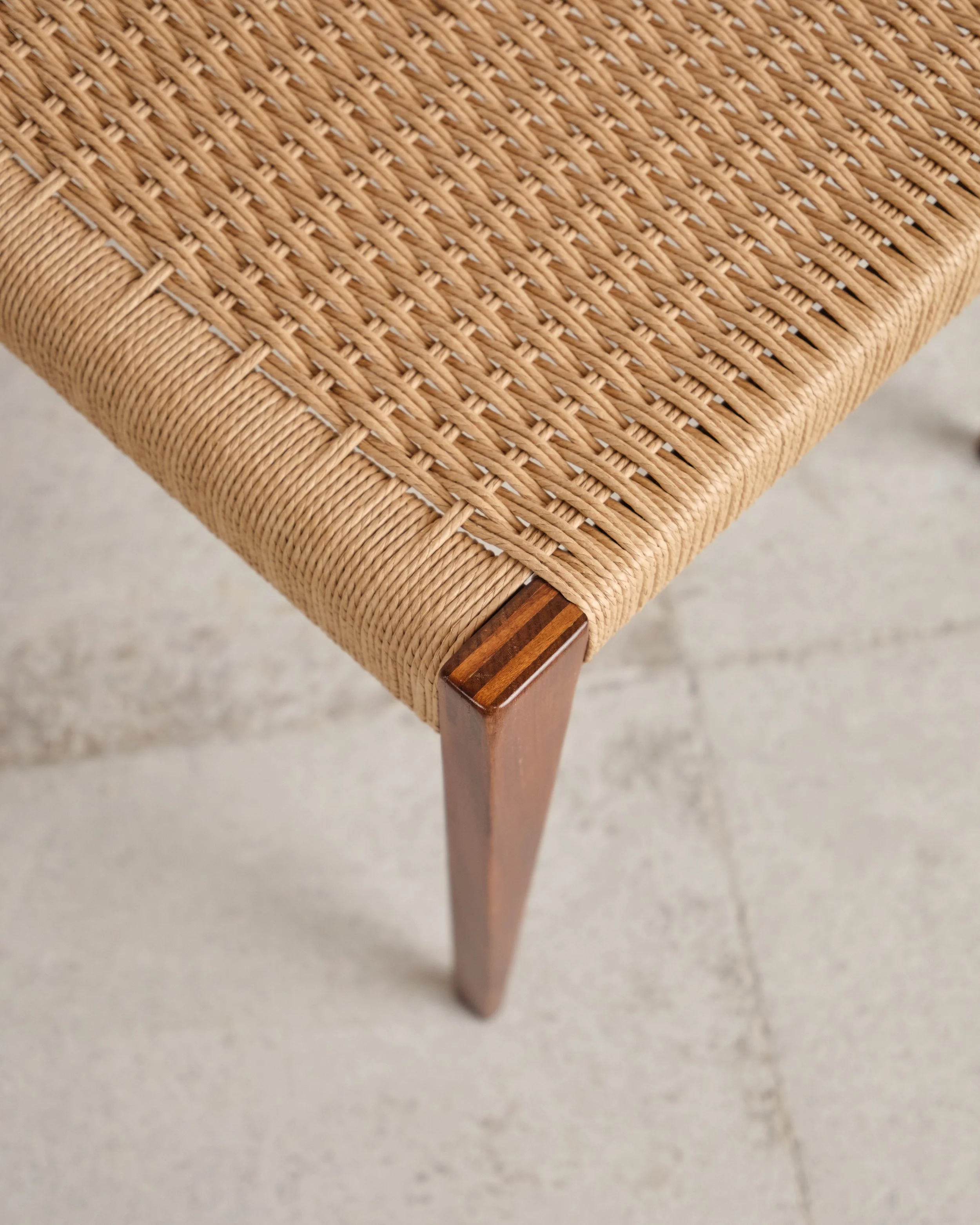 poul-cadovius-pia-walnut-chair-stuhl-set-mid-century-modern-furniture-mucmodern-14.jpg
