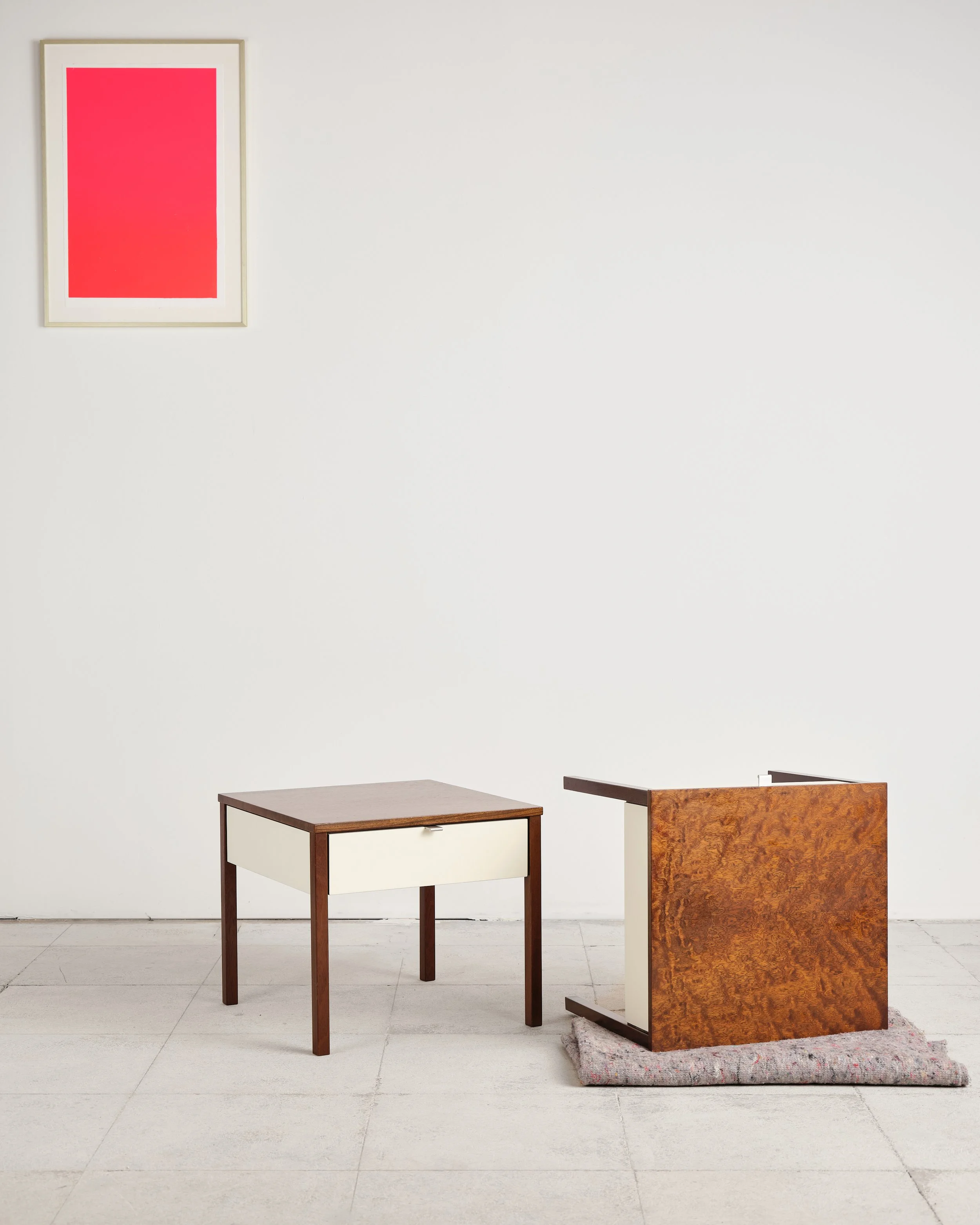 florence-knoll-international-bedside-table-nightstand-mid-century-modern-furniture-mucmodern-10.jpg