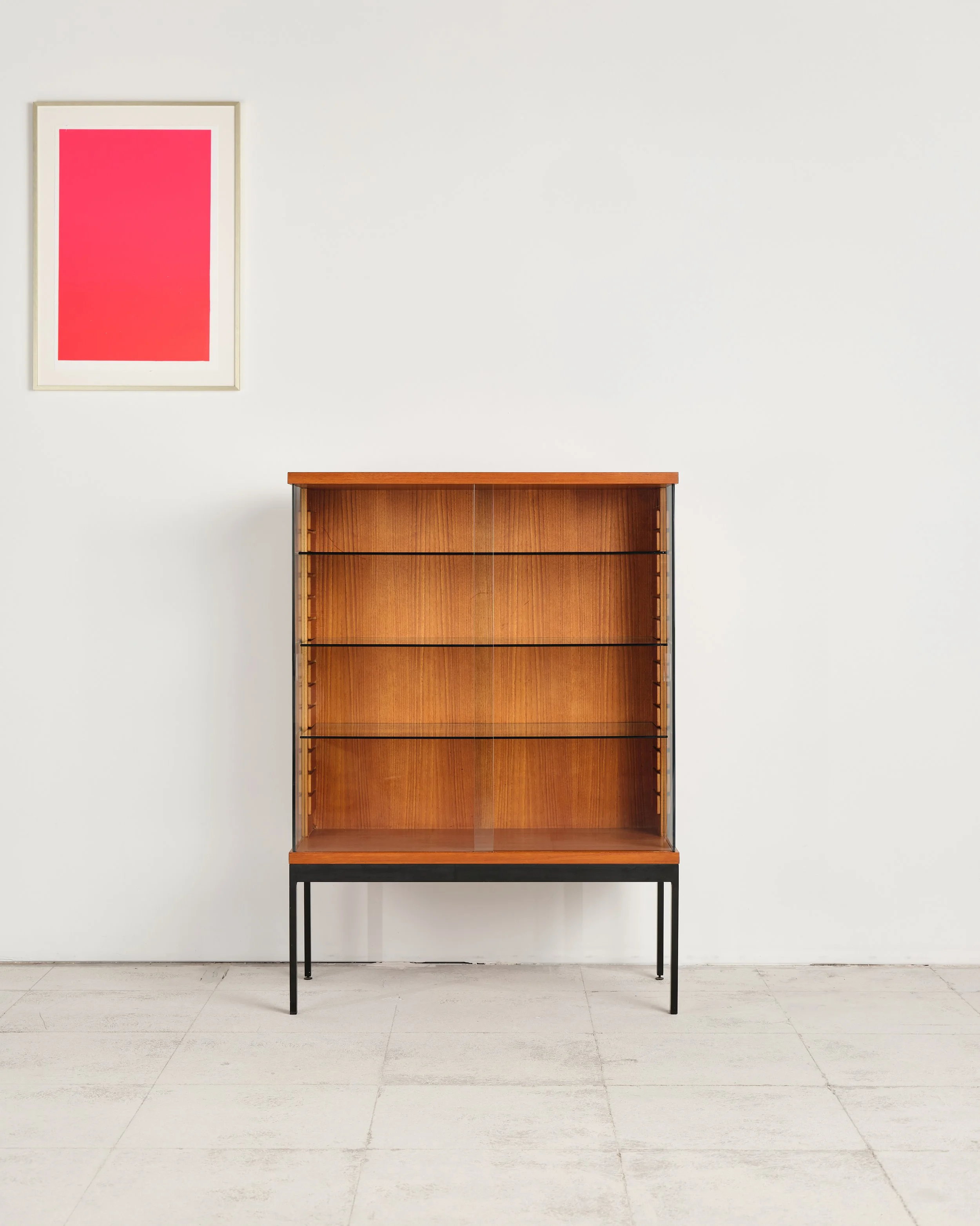 behr-dieter-waeckerlin-vitrine-glas-display-showcase-mid-century-modern-furniture-mucmodern-3.jpg