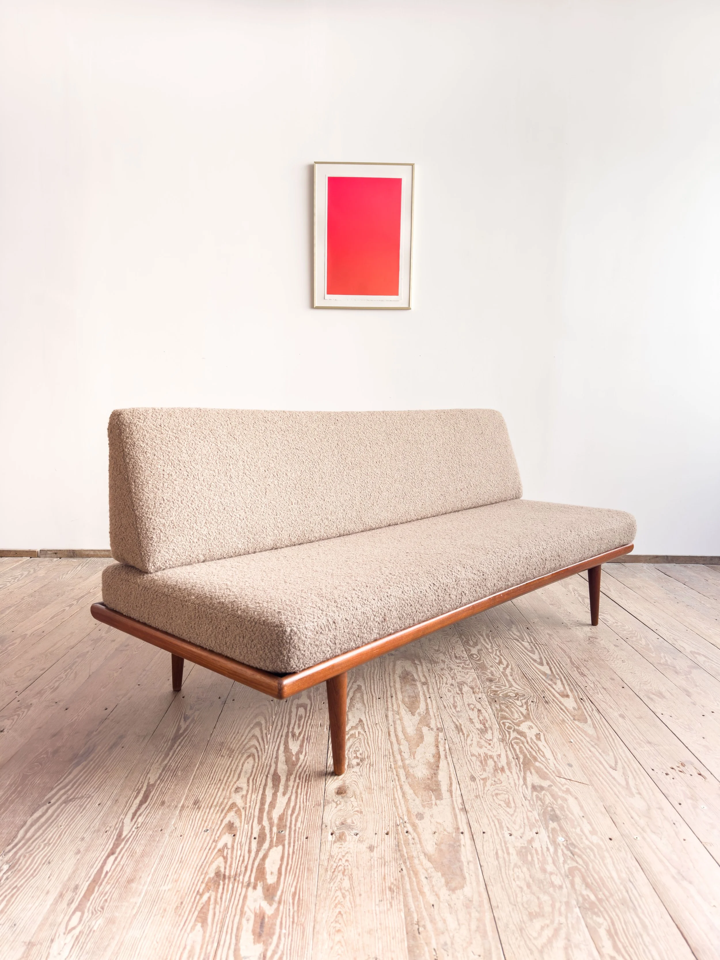 hvidt-sofa-minerva-mid-century-modern-furniture-mucmodern-3.jpg