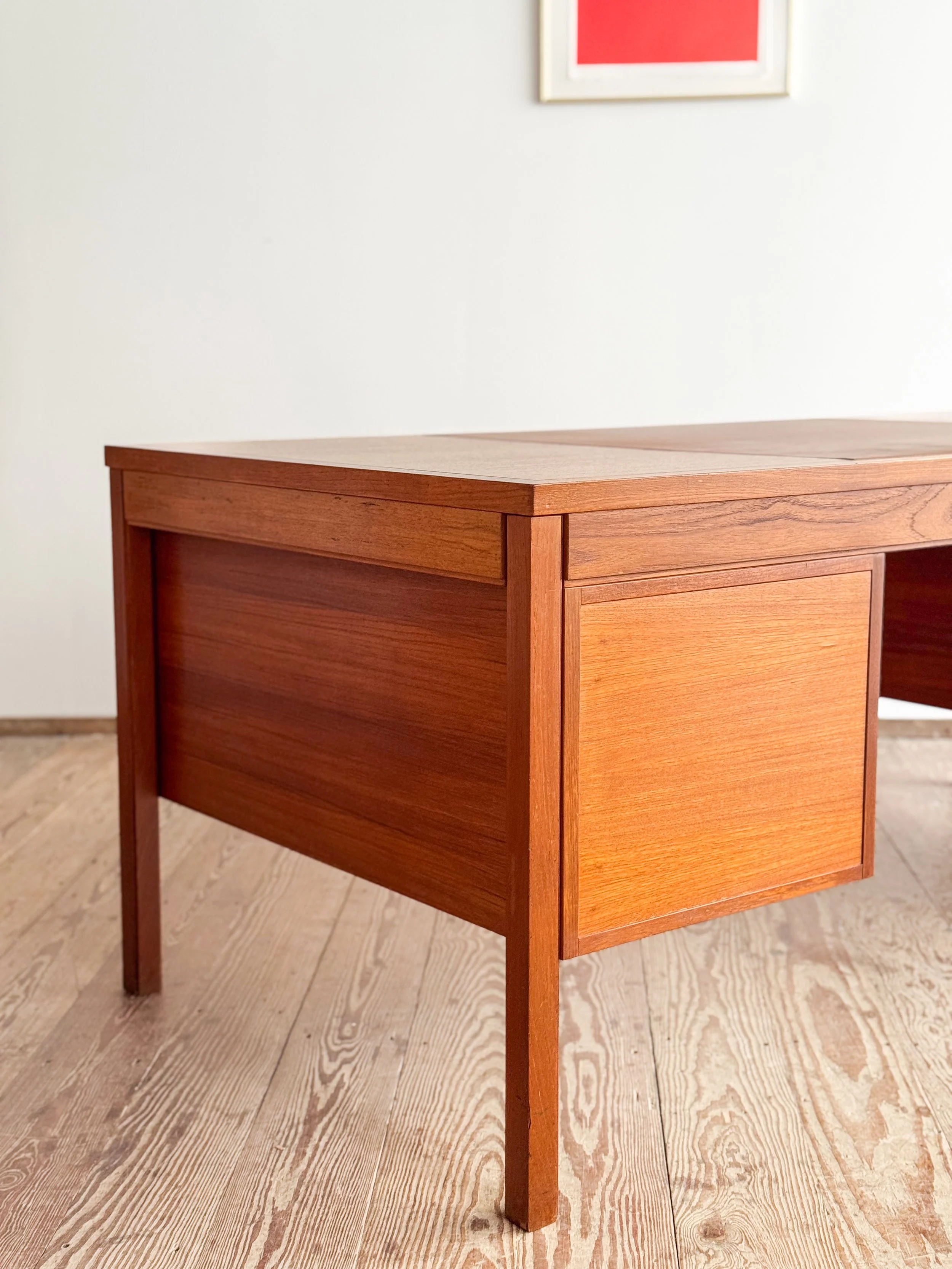 Executive-desk-schreibtisch-teak-mid-century-modern-furniture-mucmodern-8.jpg