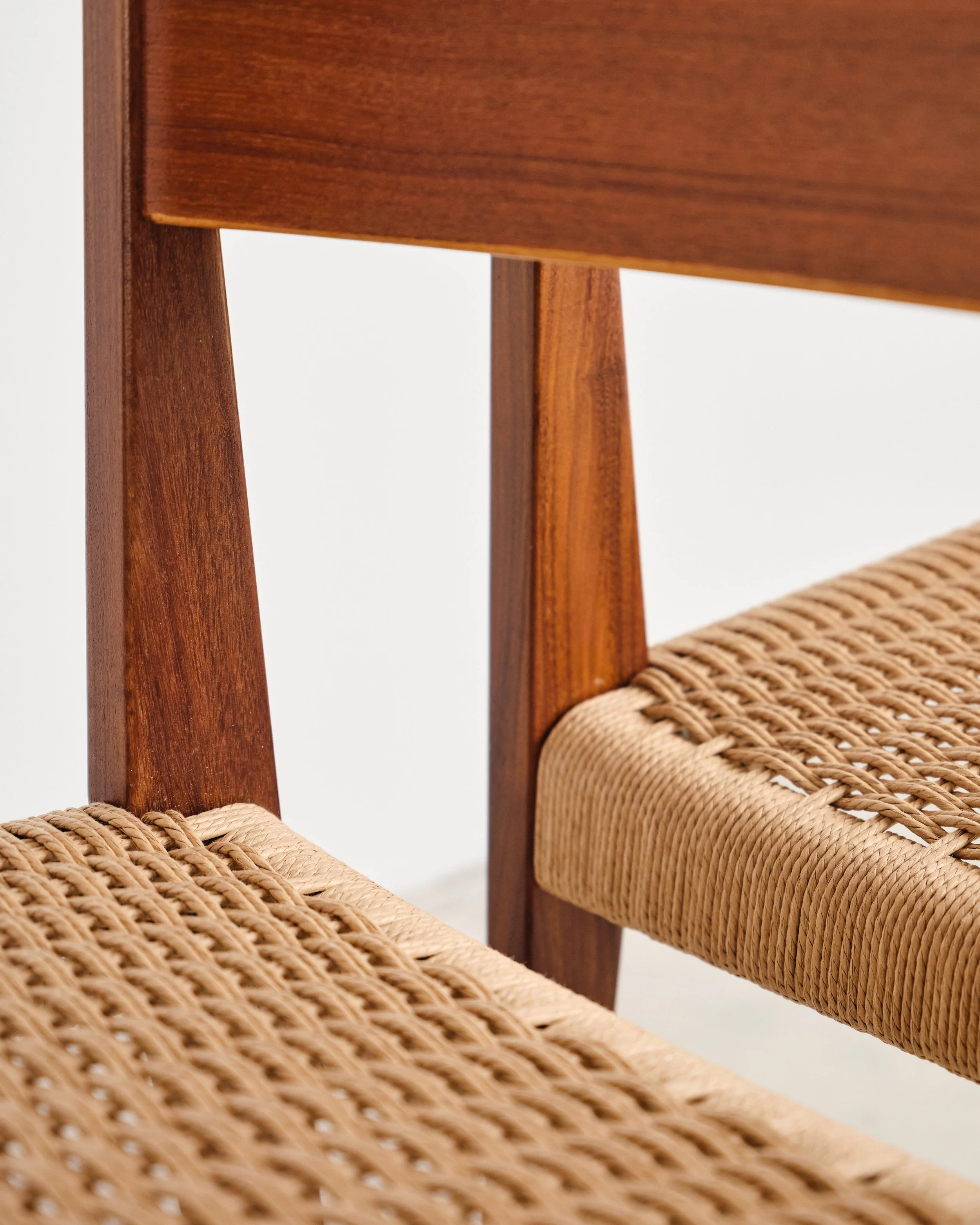 poul-cadovius-pia-walnut-chair-stuhl-set-mid-century-modern-furniture-mucmodern-25.jpg
