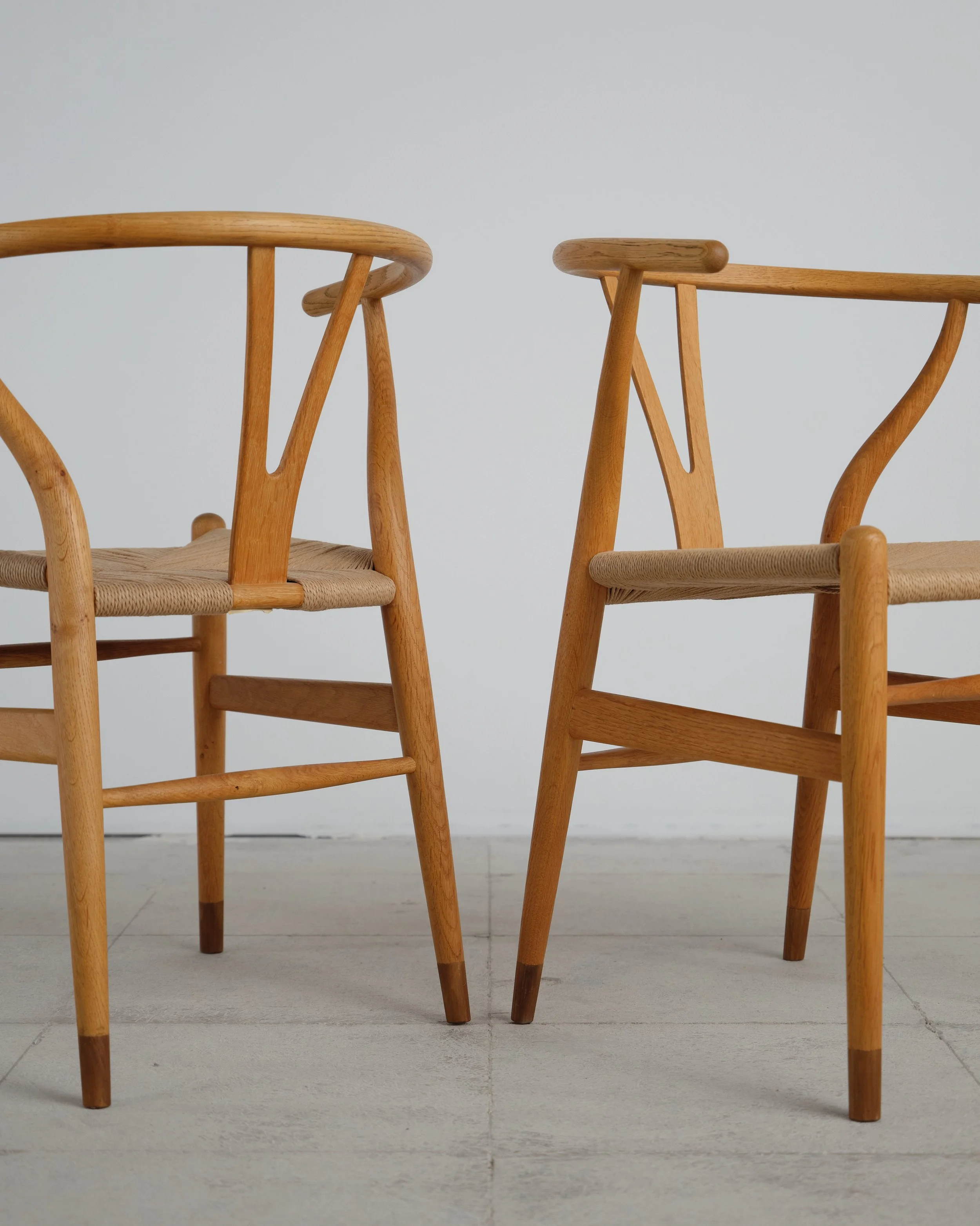 hans-wegner-dining-y-chairs-eiche-stühle-carl-hansen-mid-century-modern-furniture-mucmodern-21.jpg