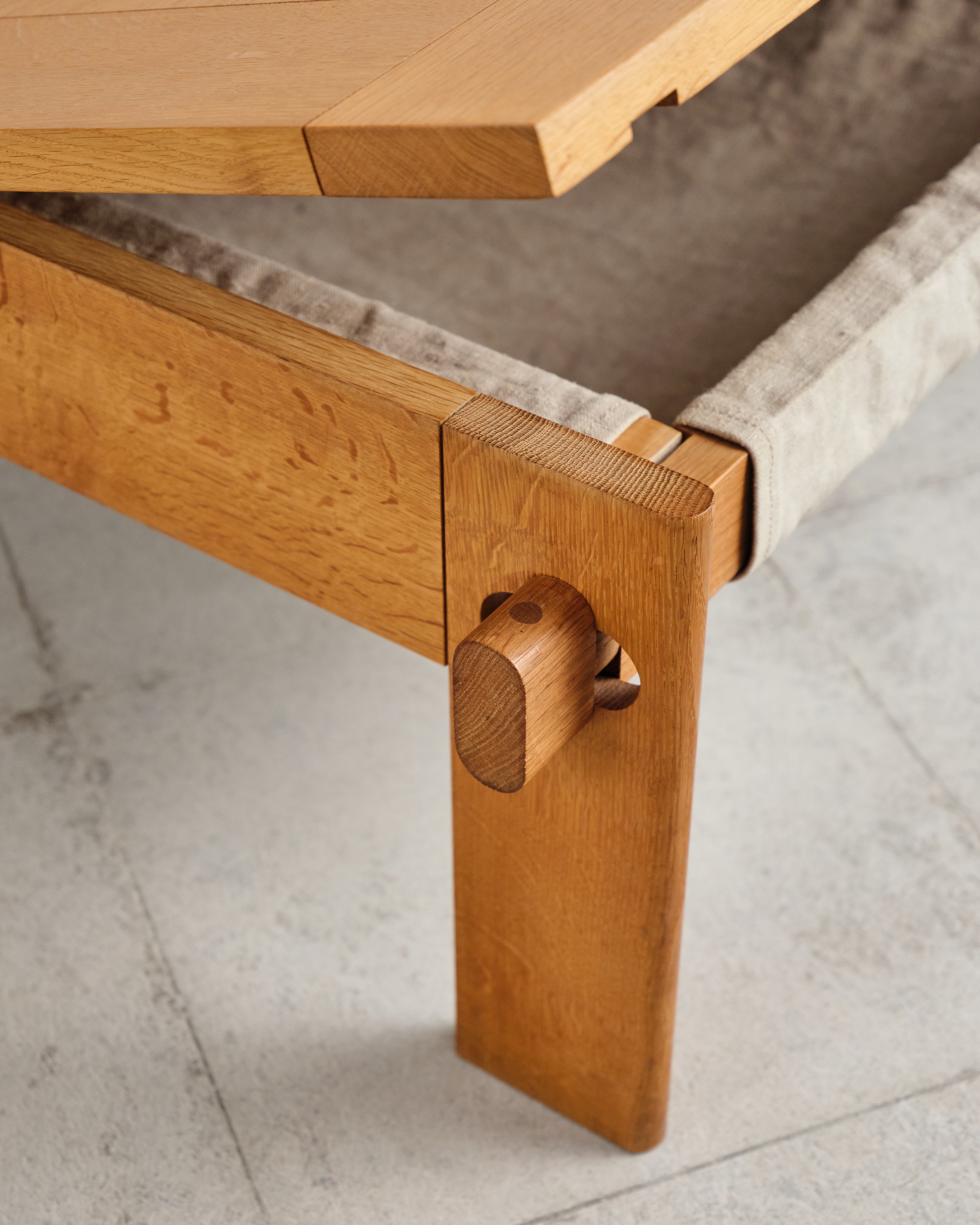 Tage-Poulsen-coffee-table-sofa-tisch-mid-century-modern-furniture-mucmodern-23.jpg