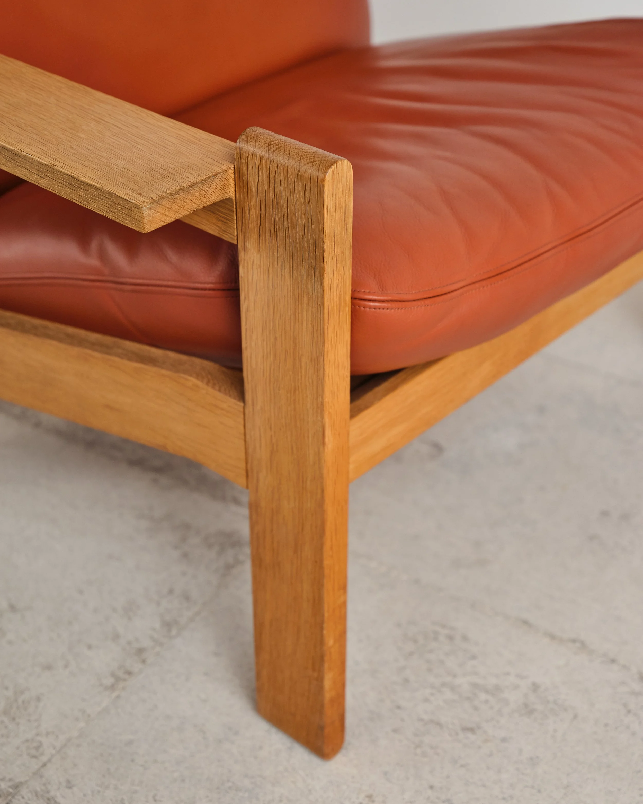 Tage-Poulsen-lounge-chairs-set-ottoman-mid-century-modern-furniture-mucmodern-9.jpg